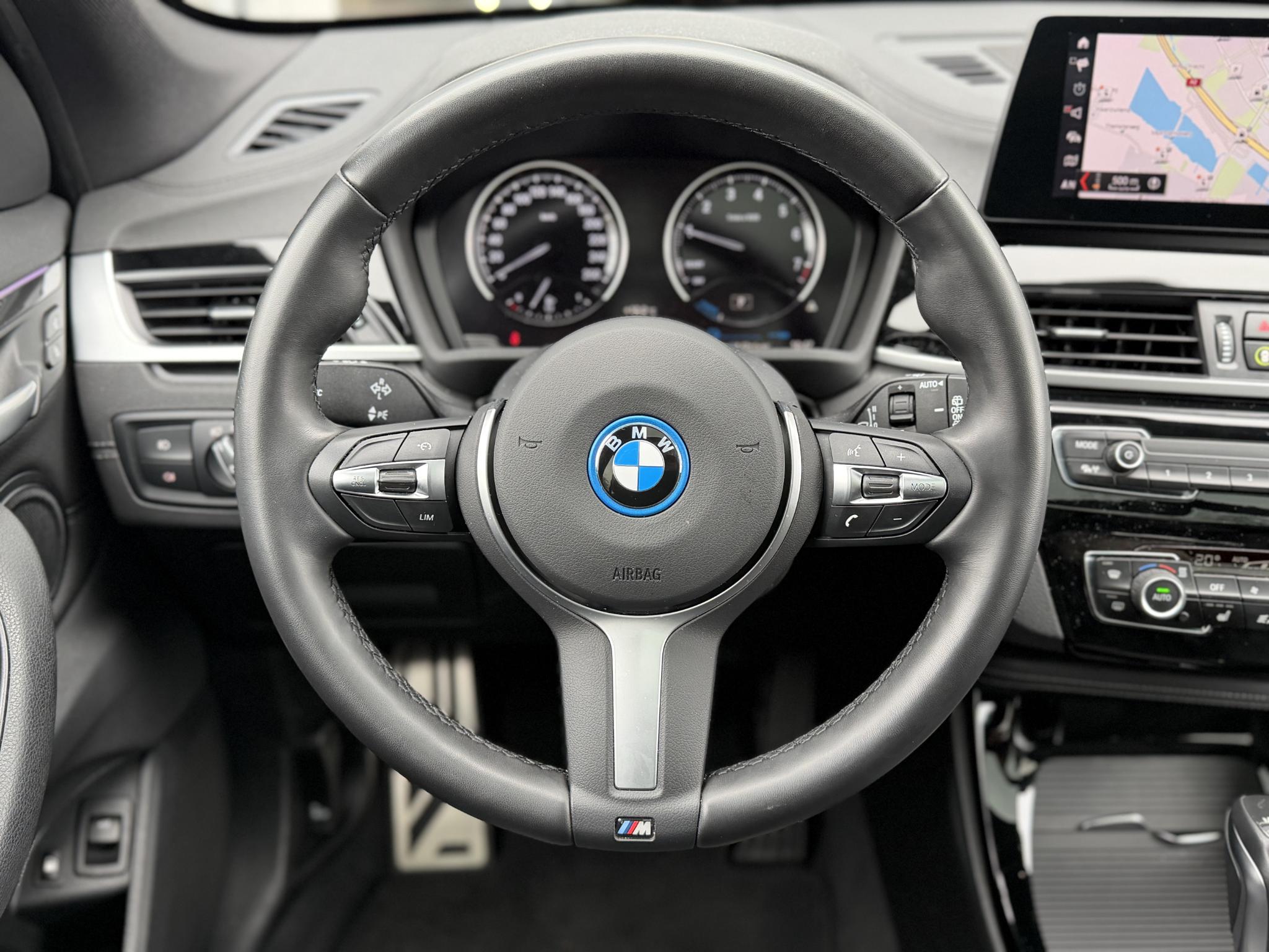 Foto van BMW X1 Xdrive25e