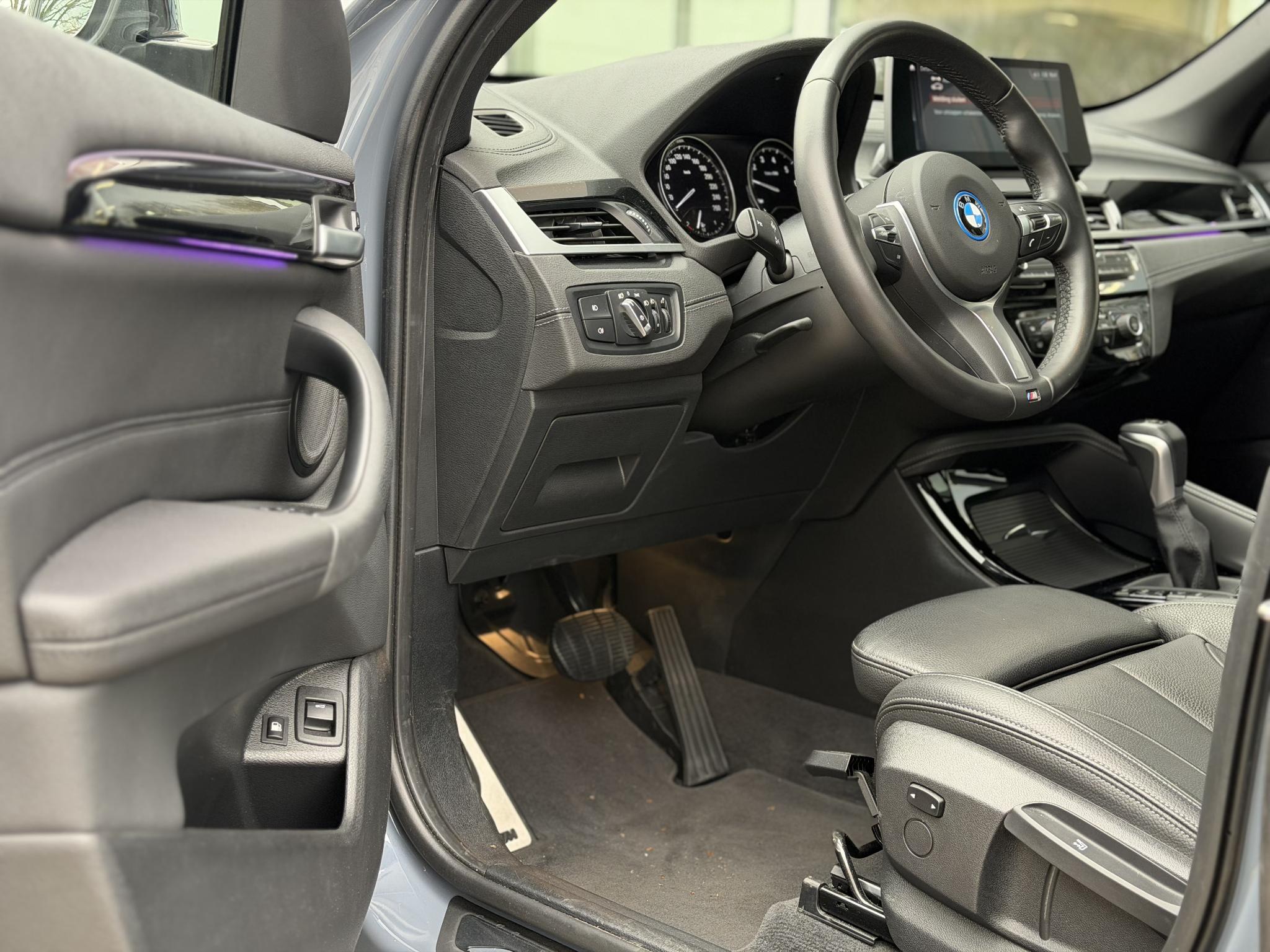 Foto van BMW X1 Xdrive25e