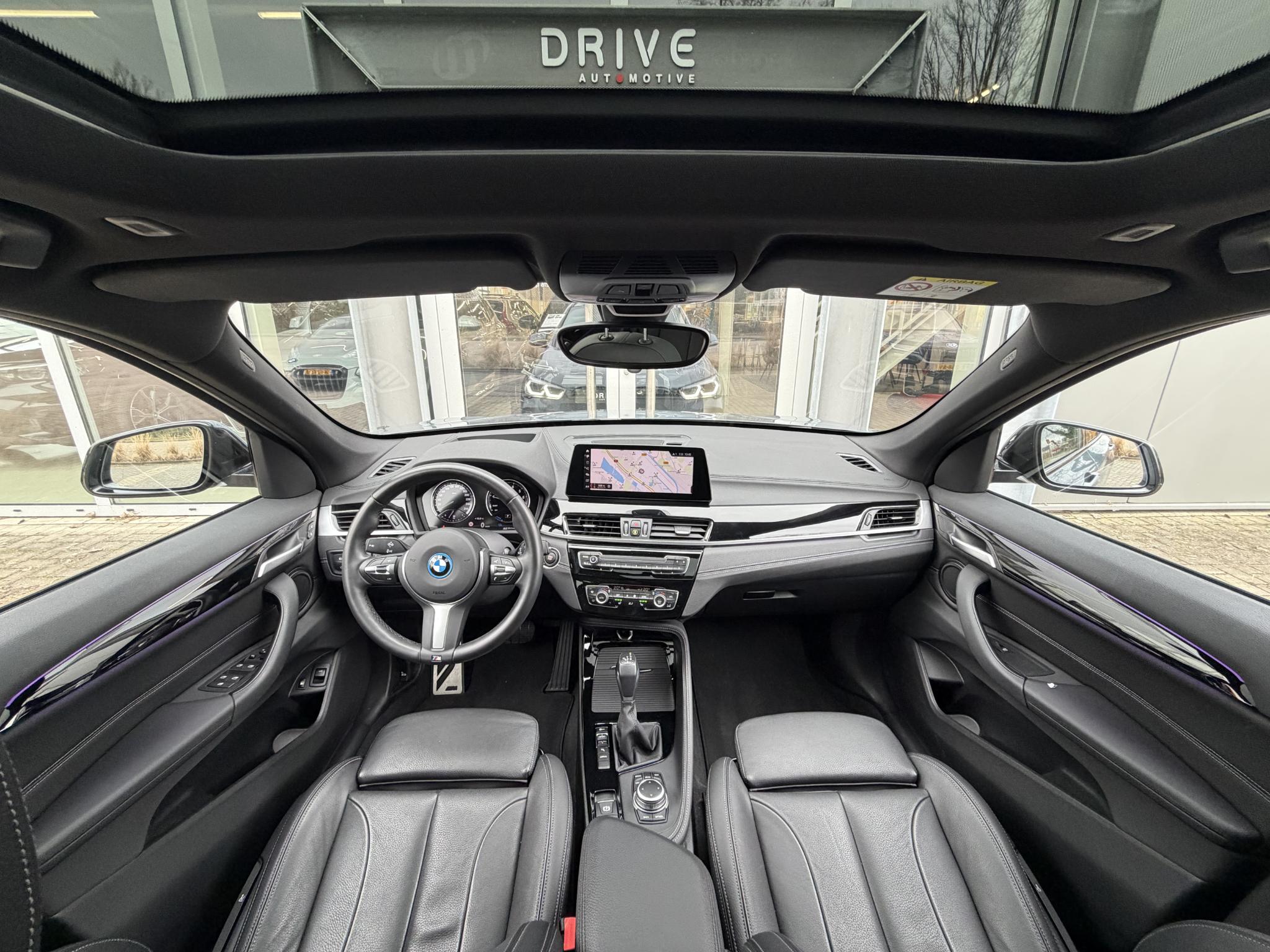 Foto van BMW X1 Xdrive25e
