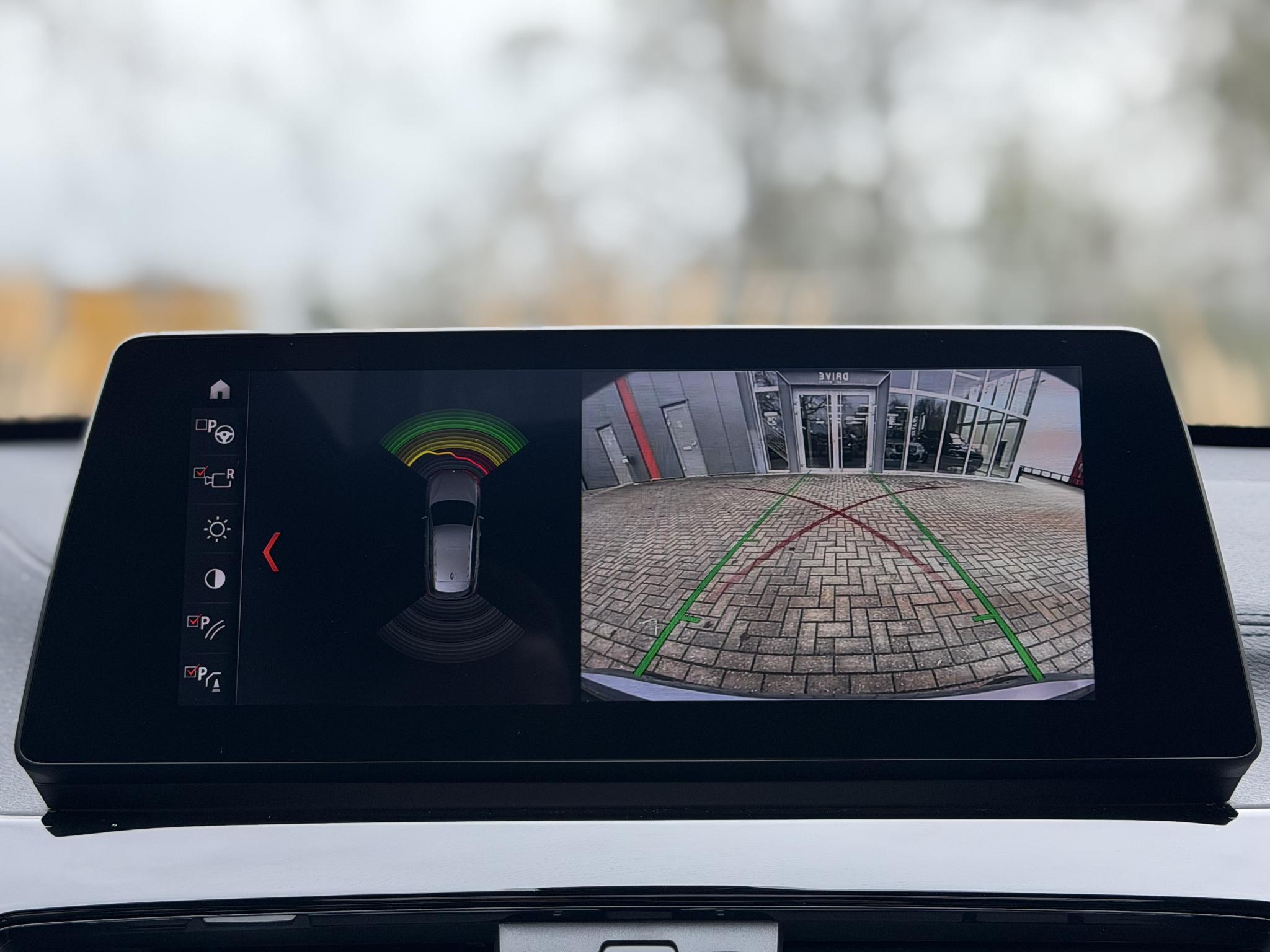 Foto van BMW X1 Xdrive25e