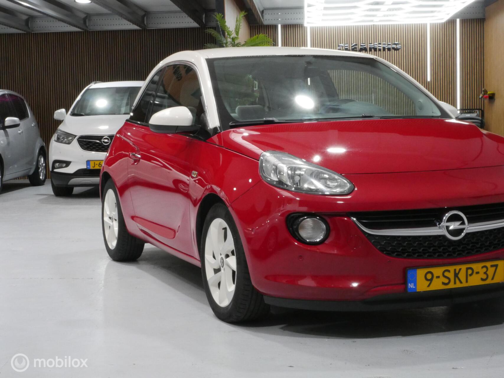 Foto van Opel Adam