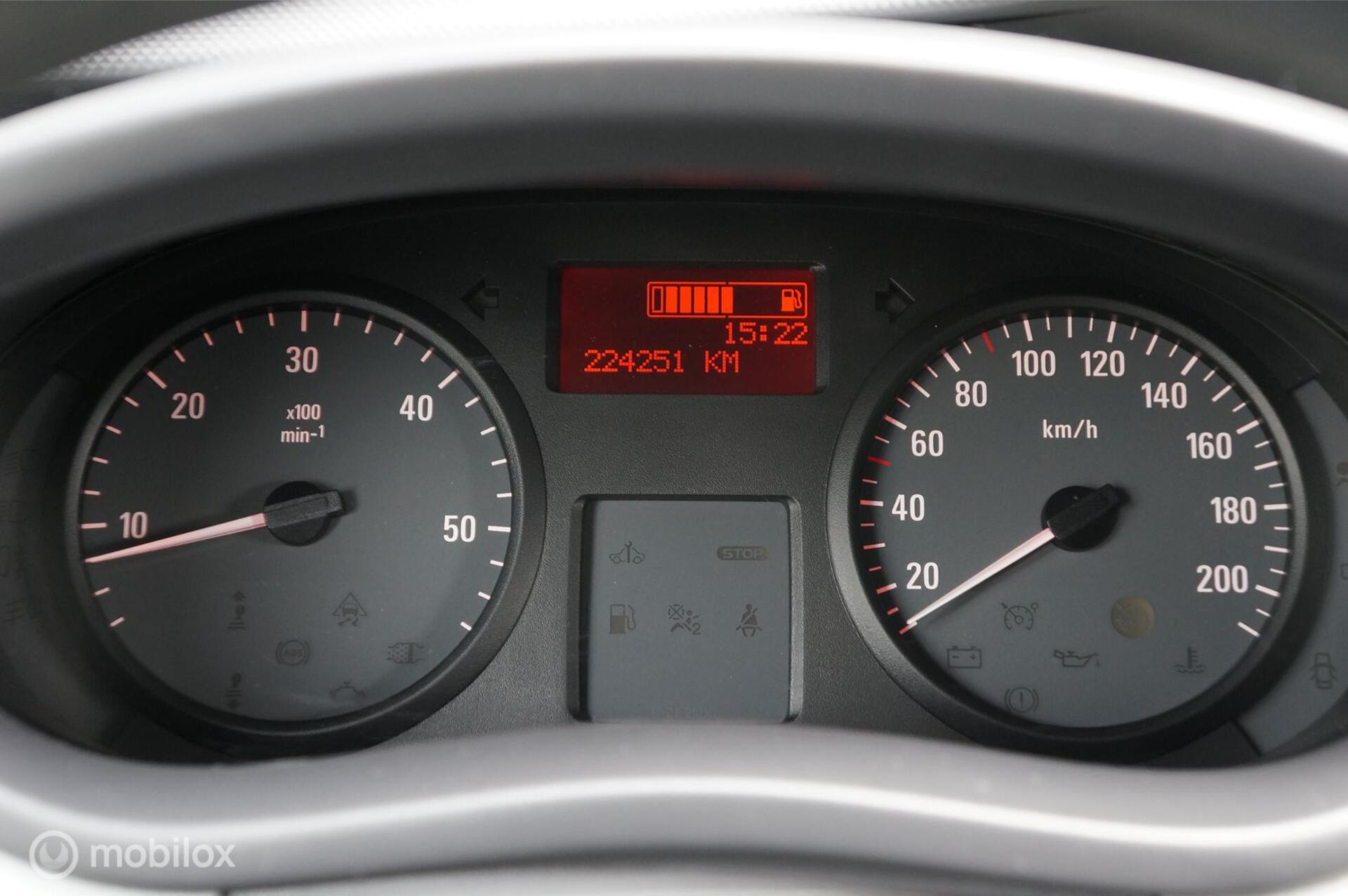 Foto van Opel Vivaro