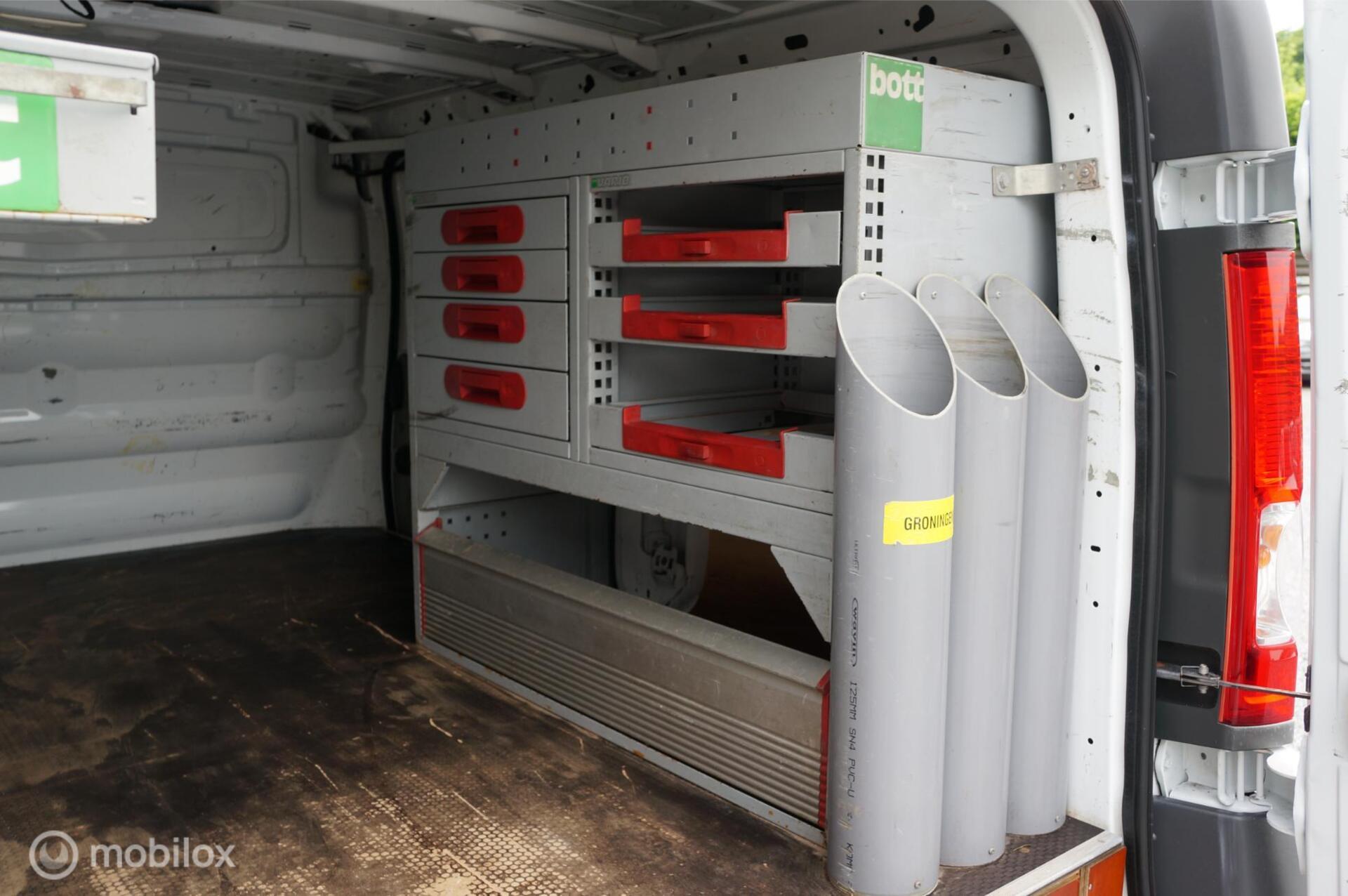 Foto van Opel Vivaro