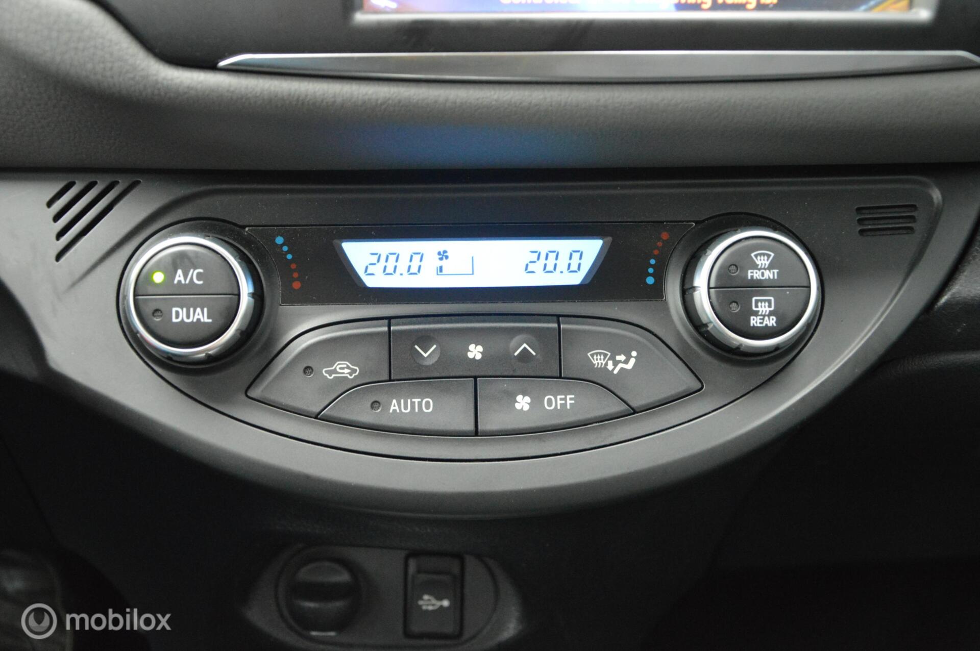 Foto van Toyota Toyota Yaris Hybrid