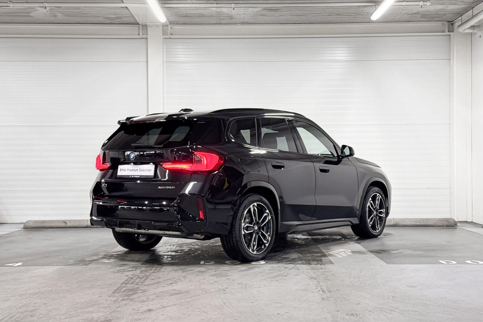 Foto van BMW X1 Xdrive25e