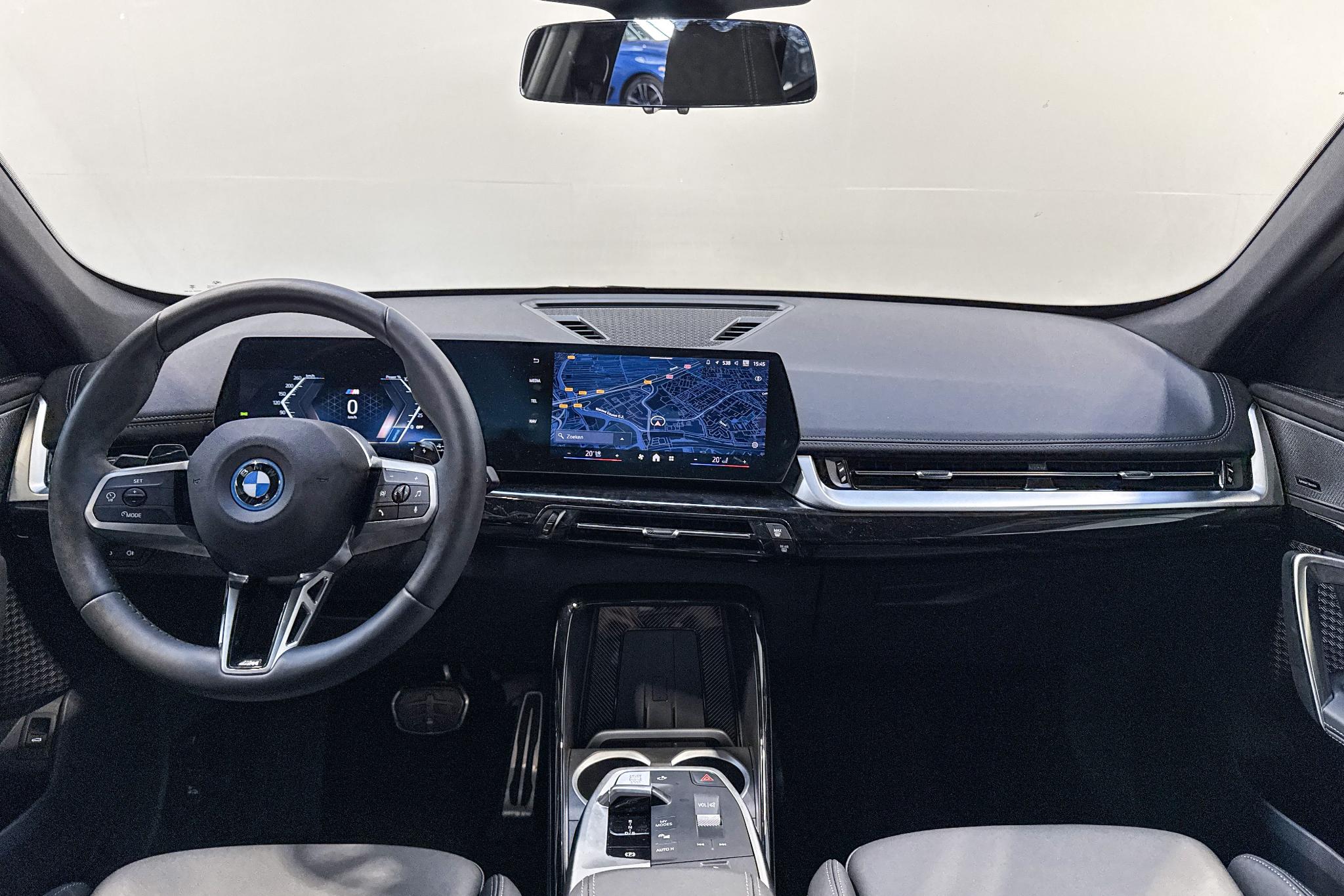 Foto van BMW X1 Xdrive25e