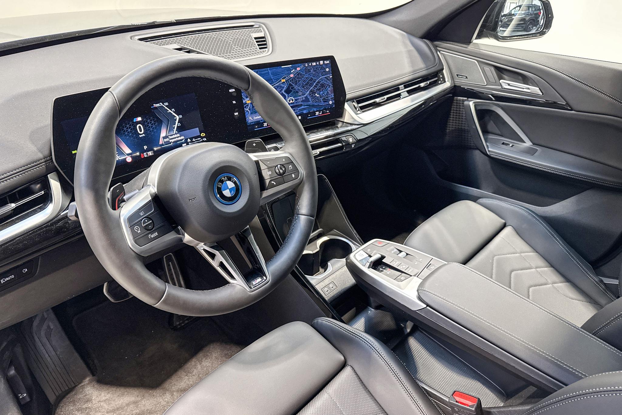 Foto van BMW X1 Xdrive25e