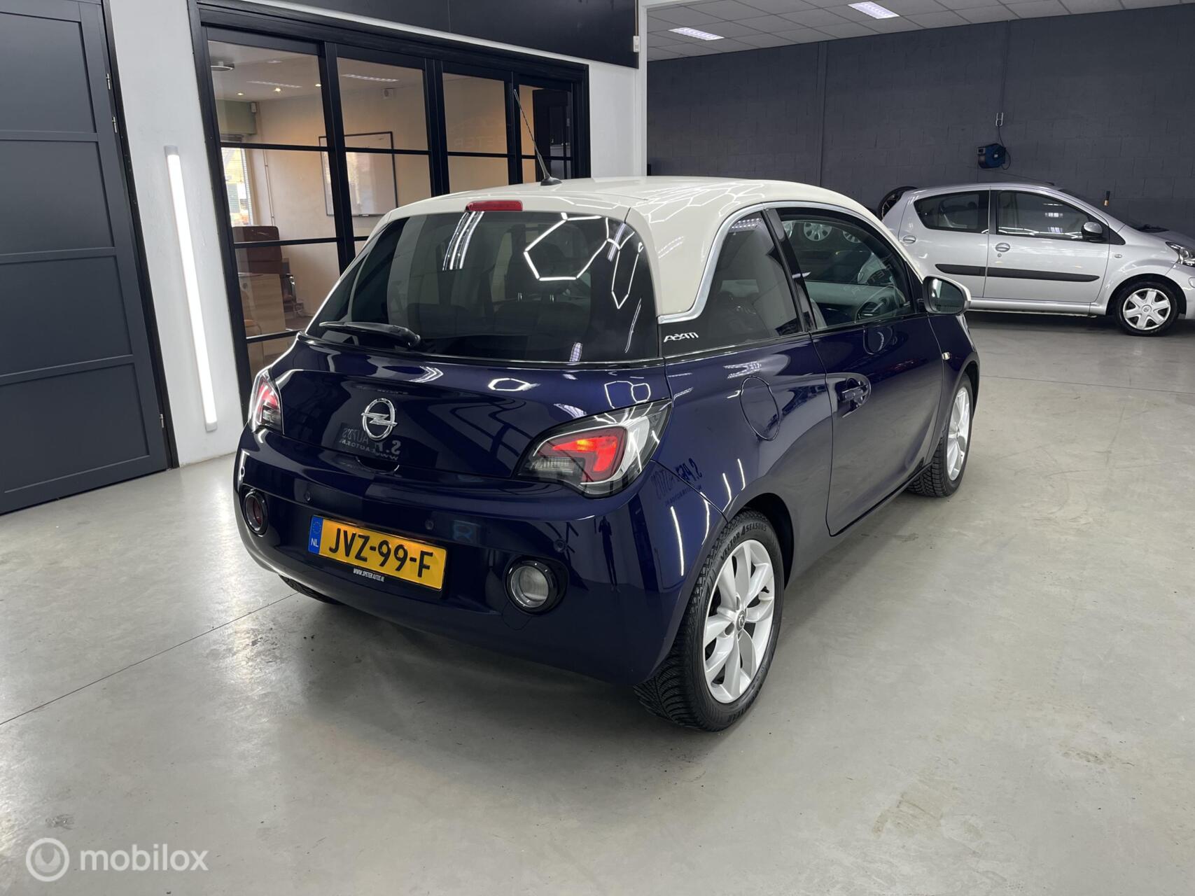 Foto van Opel Adam