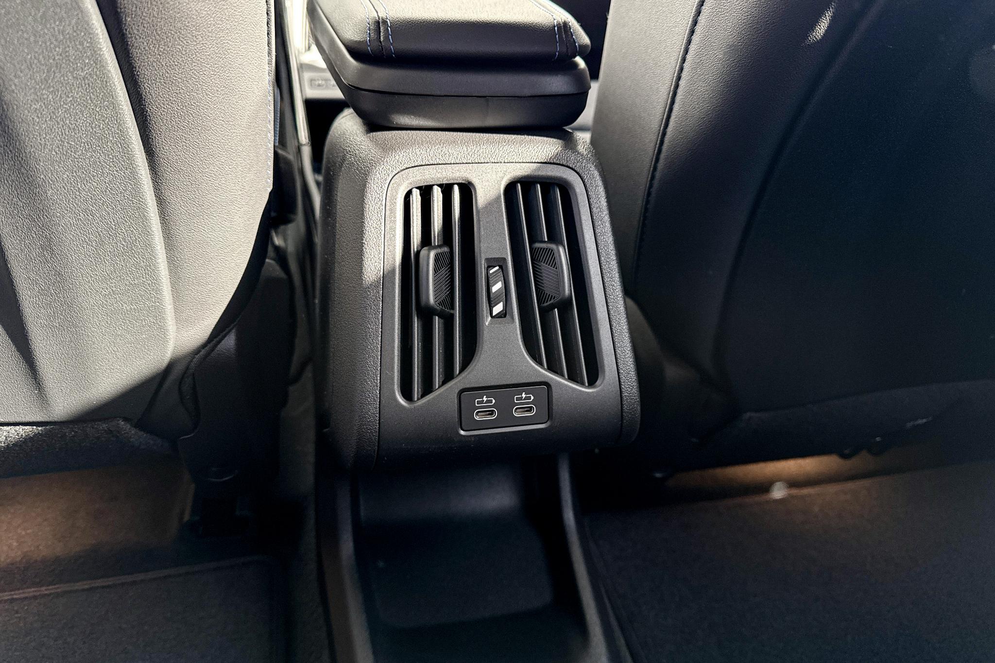 Foto van BMW X1 Xdrive25e