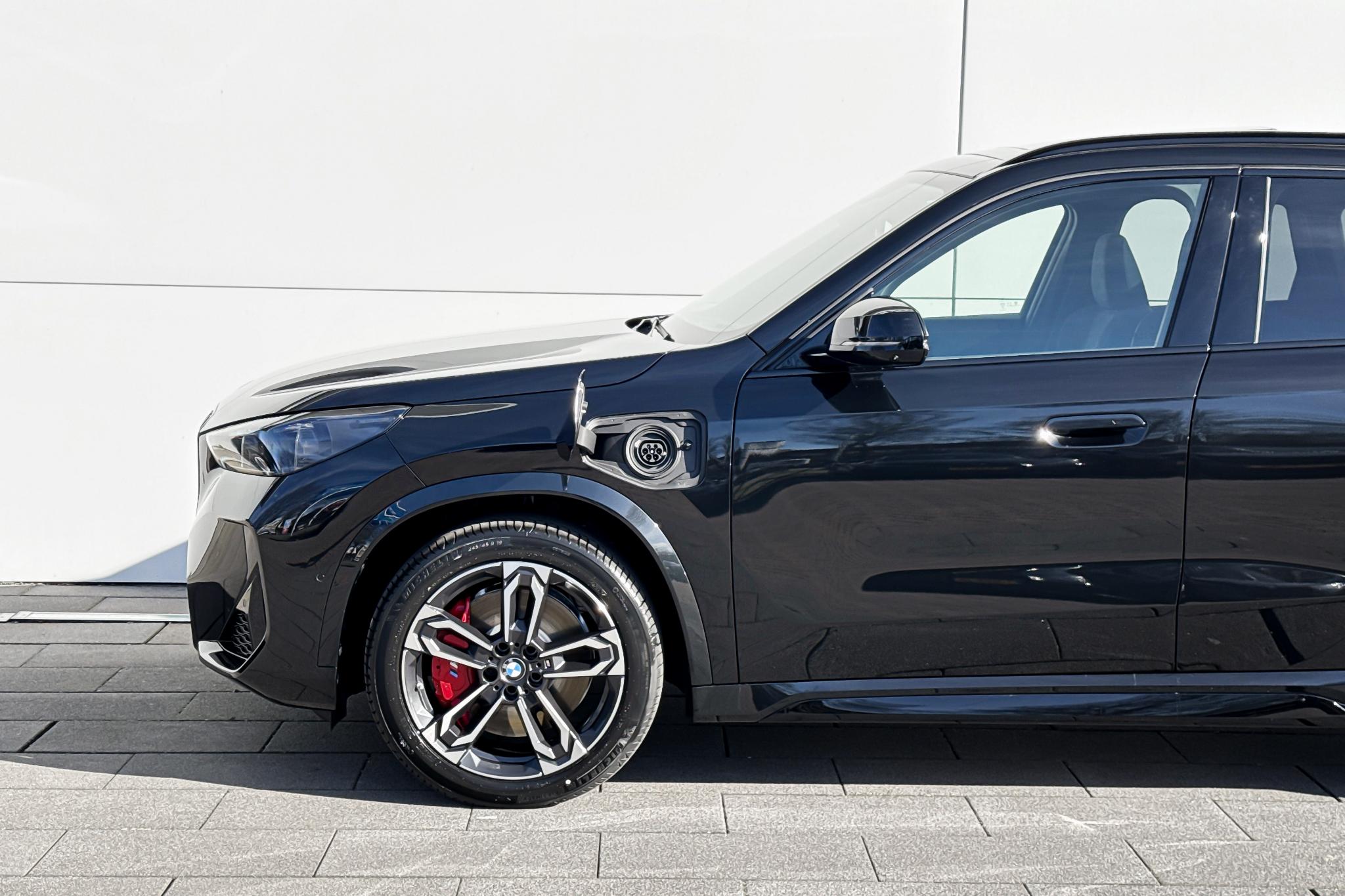 Foto van BMW X1 Xdrive25e