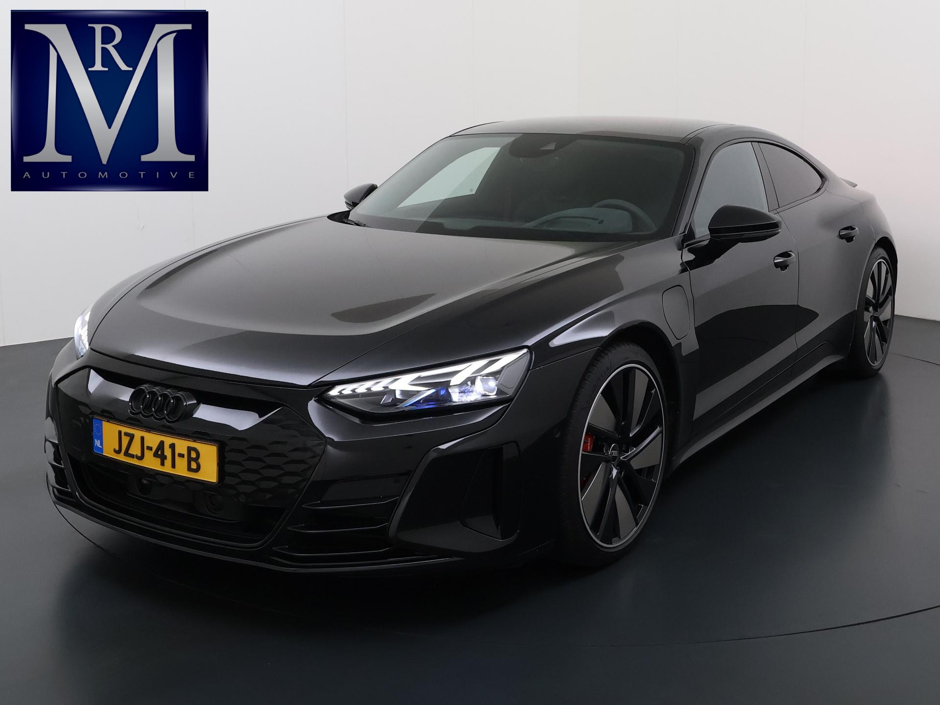 Foto van AUDI RS E-TRON GT