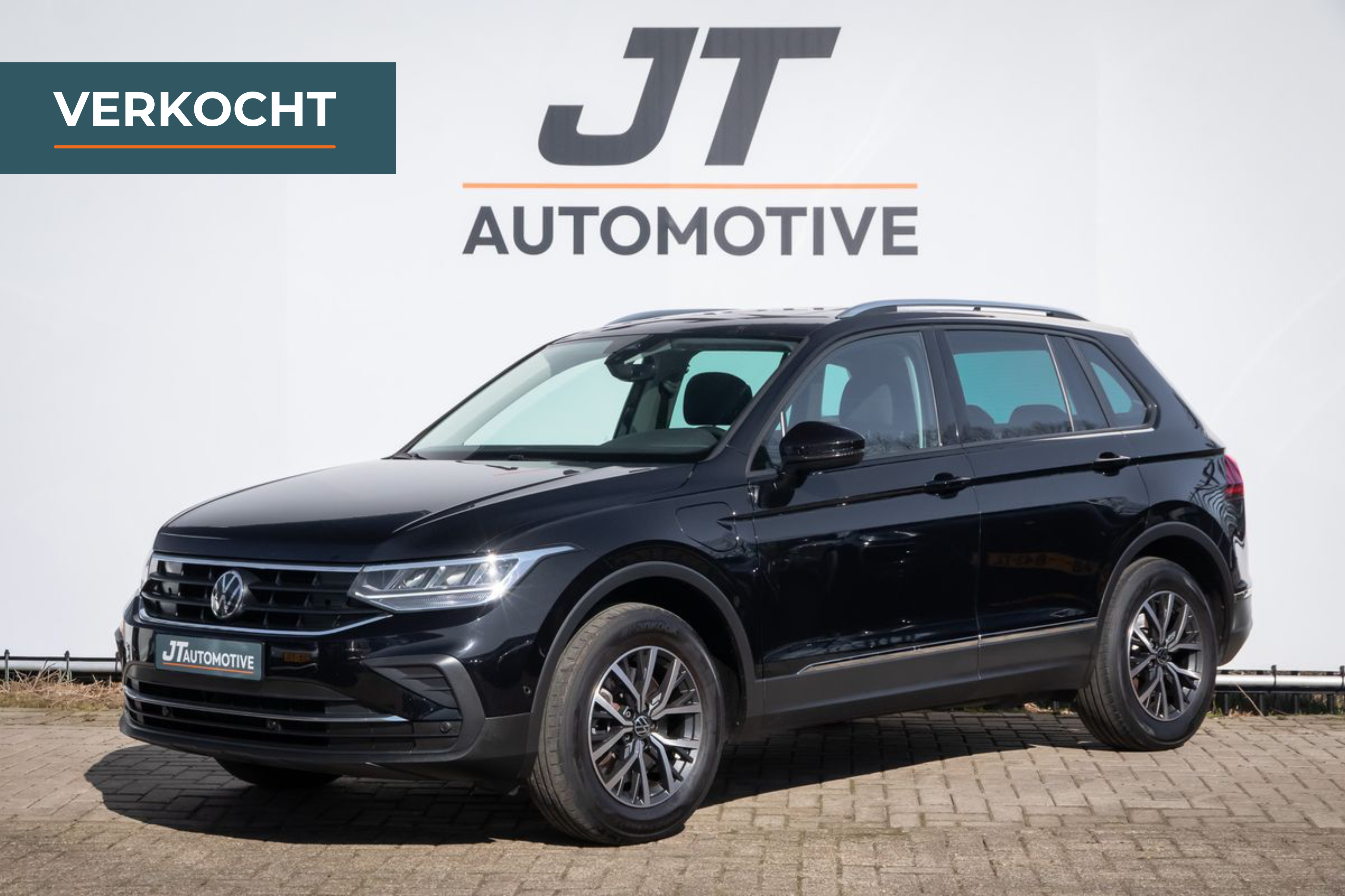 Volkswagen Tiguan 1.4 TSI eHybrid R-line Bns+ Pano | Stoelverwarming | PDC | adaptive cruise control | Stuurverwarming | Elektrische trekhaak 2022 - voorkant