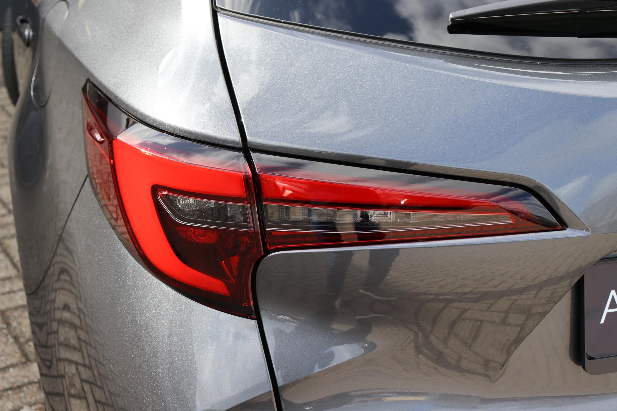 Foto van Toyota Corolla Touring Sports