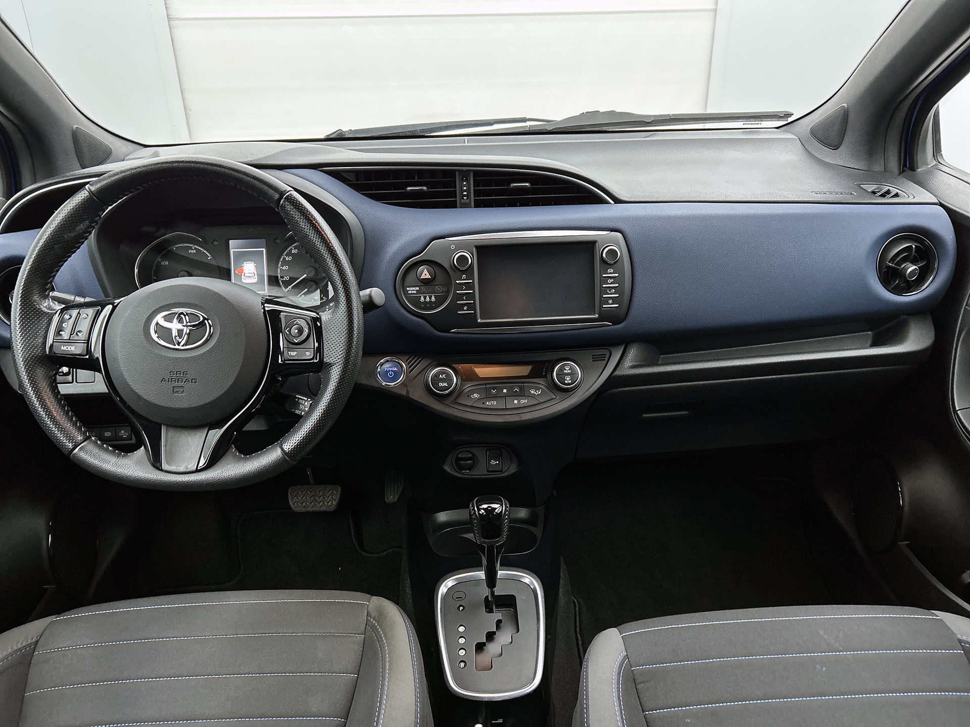 Foto van Toyota Toyota Yaris Hybrid