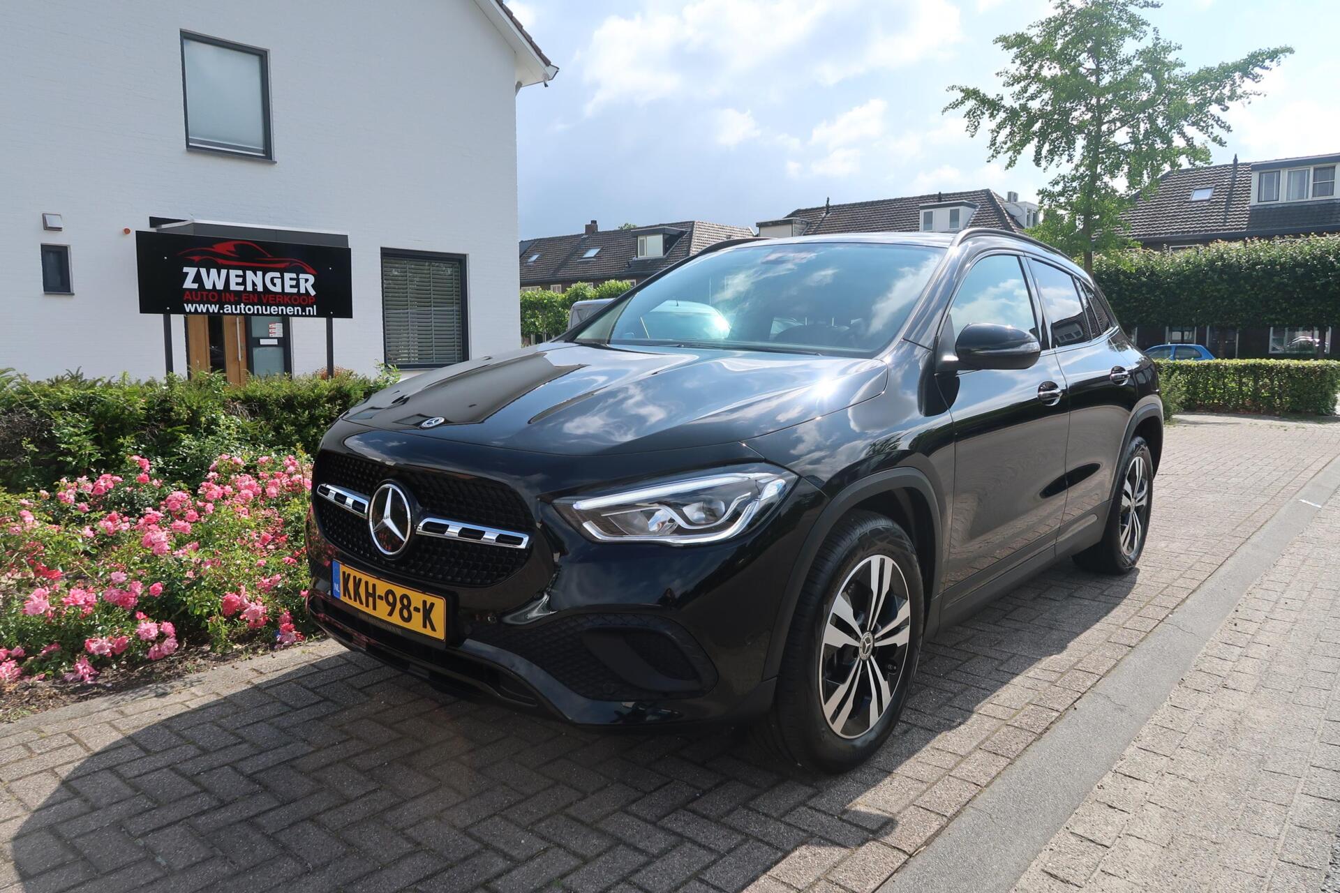 Mercedes-Benz Gla 250 E 250 e NIGHT PAKKET|PANORAMADAK|LEDER|CARPLAY|SFEERVERLICHTING|DEALER ONDERHOUDEN 2021 - voorkant