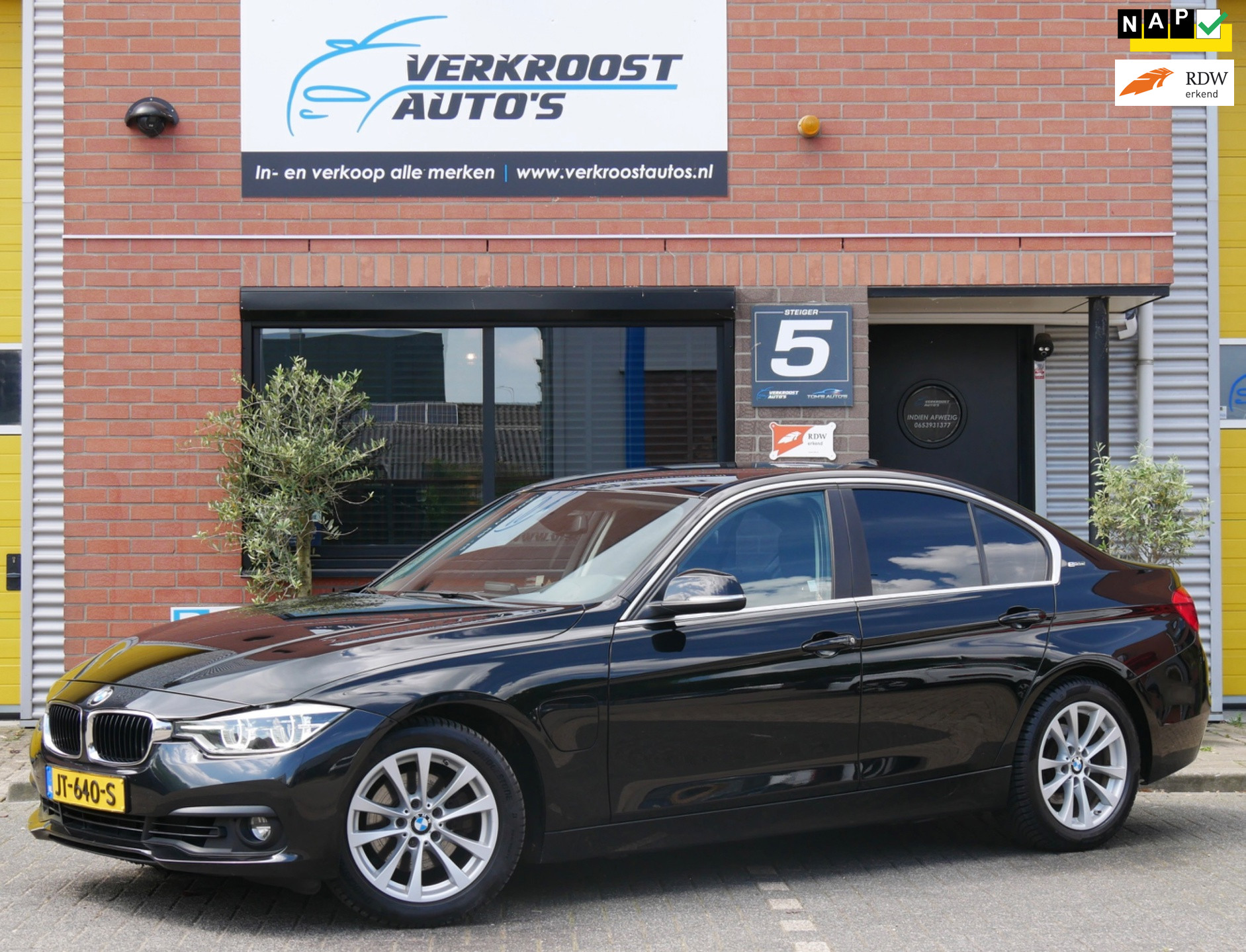 Foto van BMW 330E