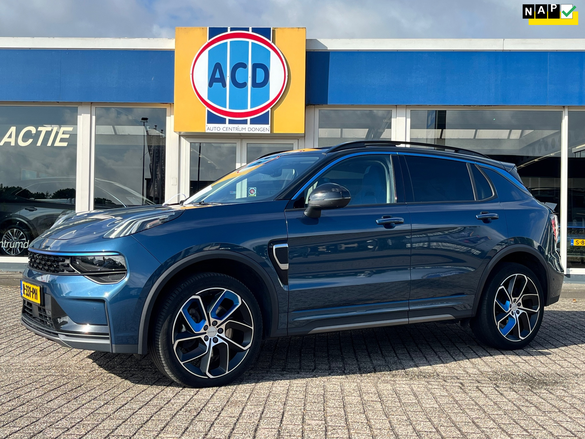 Foto van LYNK&CO LYNK & CO 01