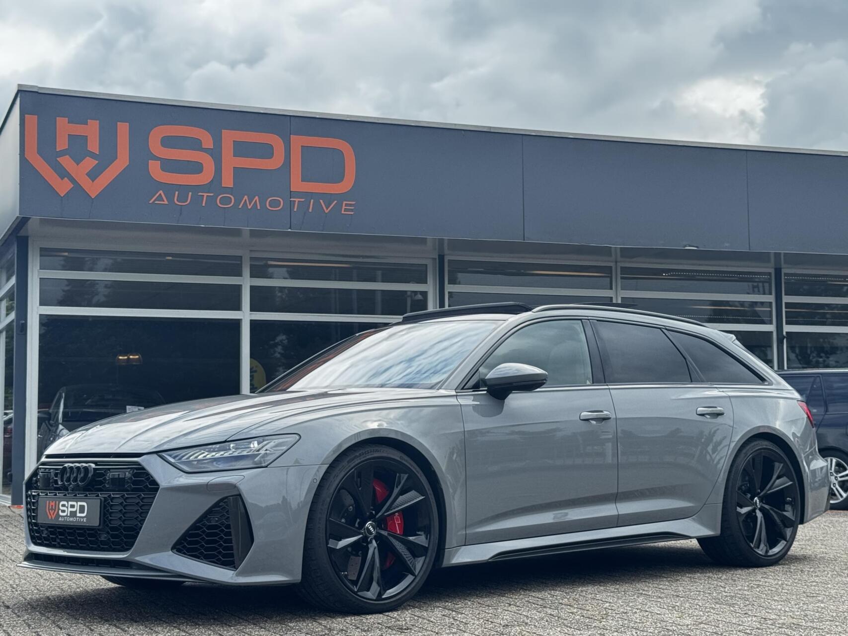 Audi A6 Avant RS 6 TFSI quattro 2020 - voorkant