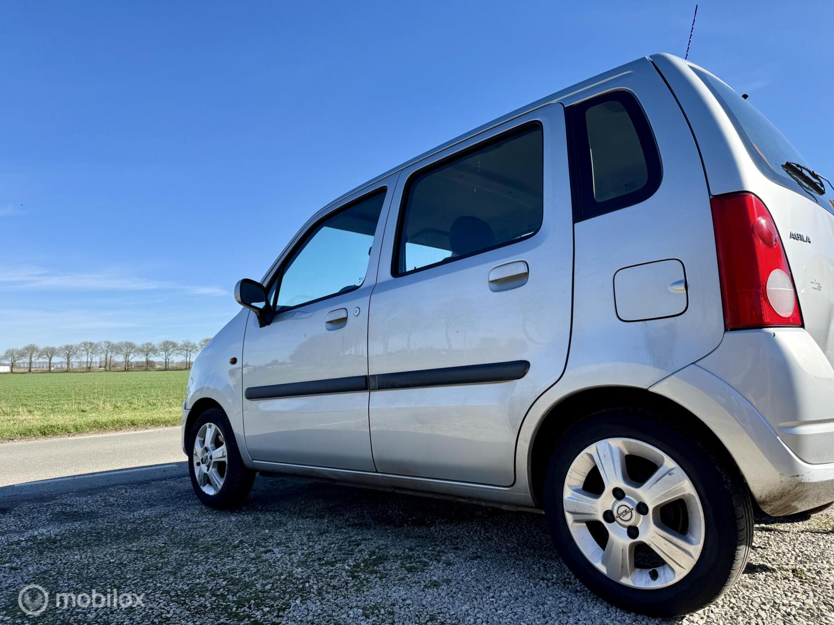 Foto van Opel Agila