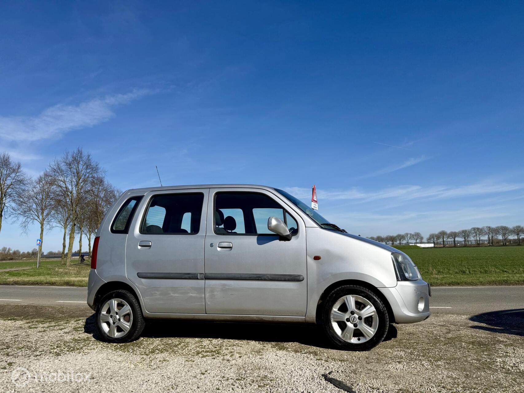 Foto van Opel Agila