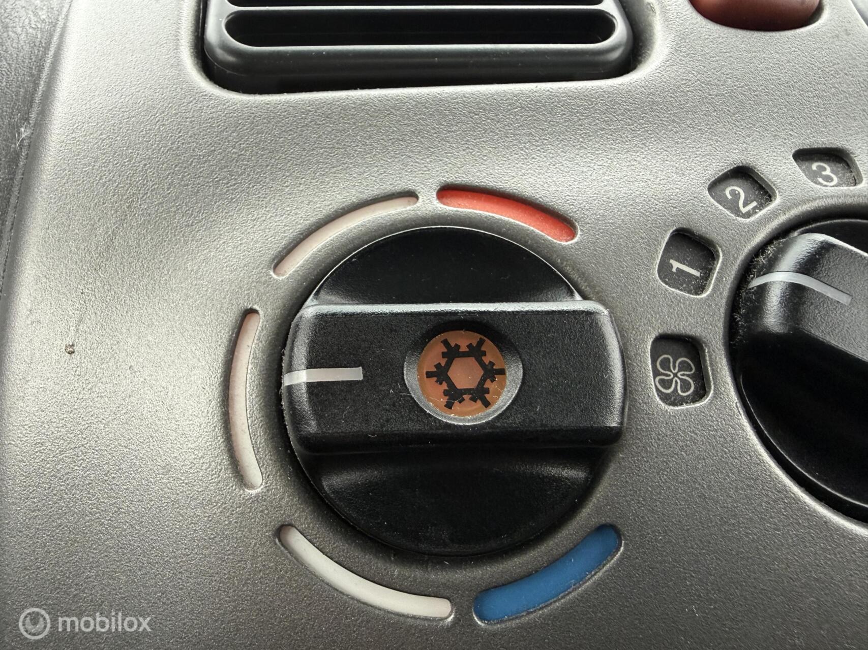 Foto van Opel Agila
