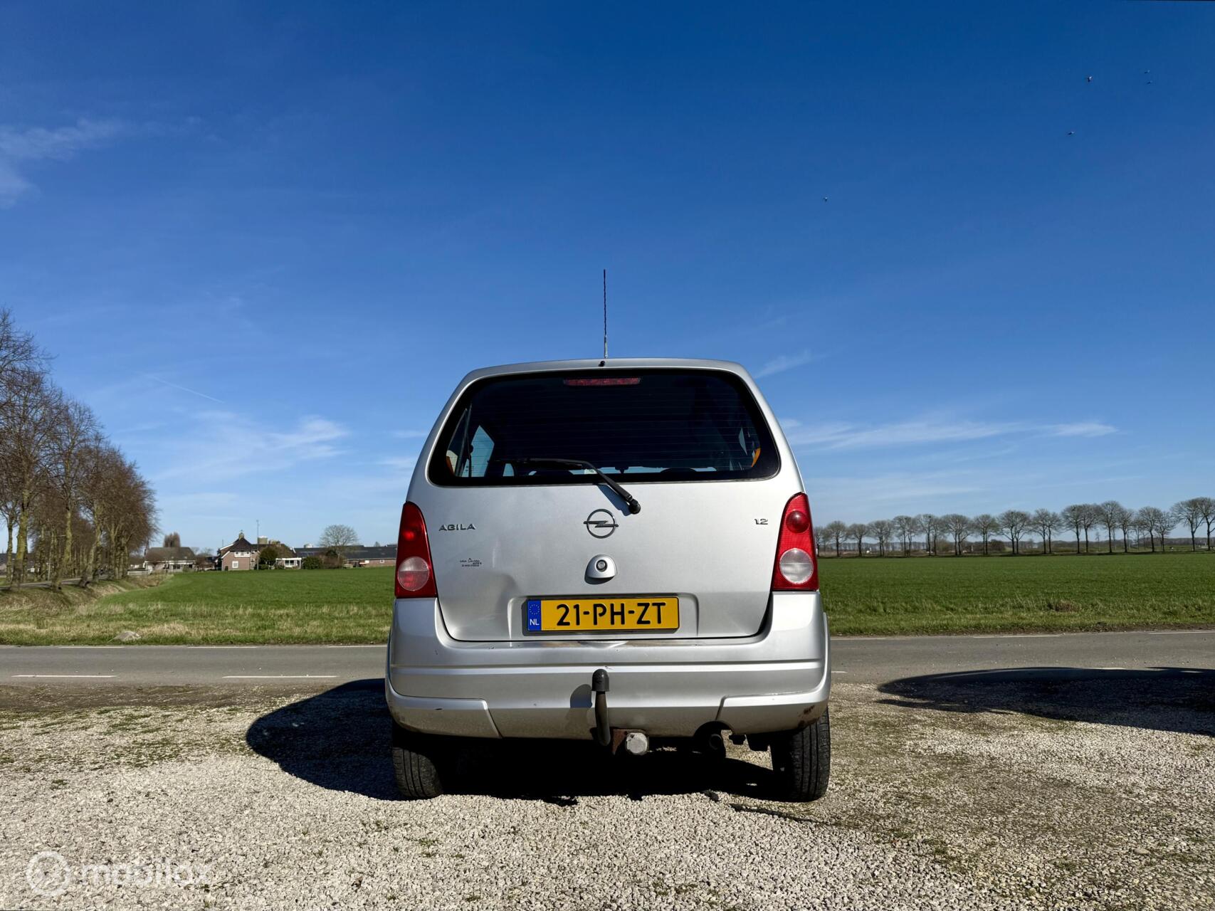 Foto van Opel Agila
