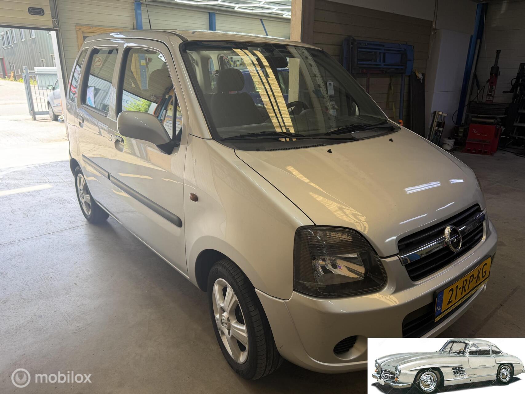 Foto van Opel Agila