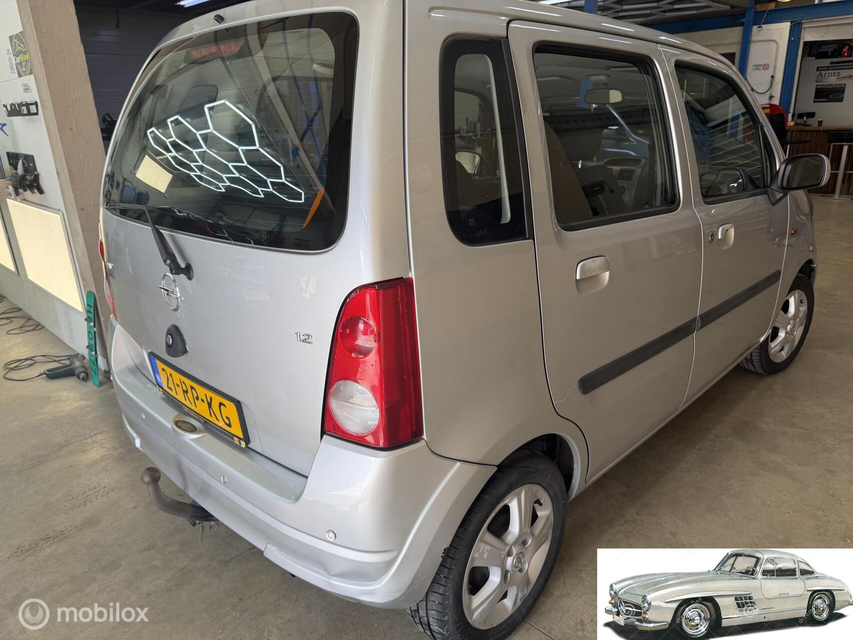 Foto van Opel Agila