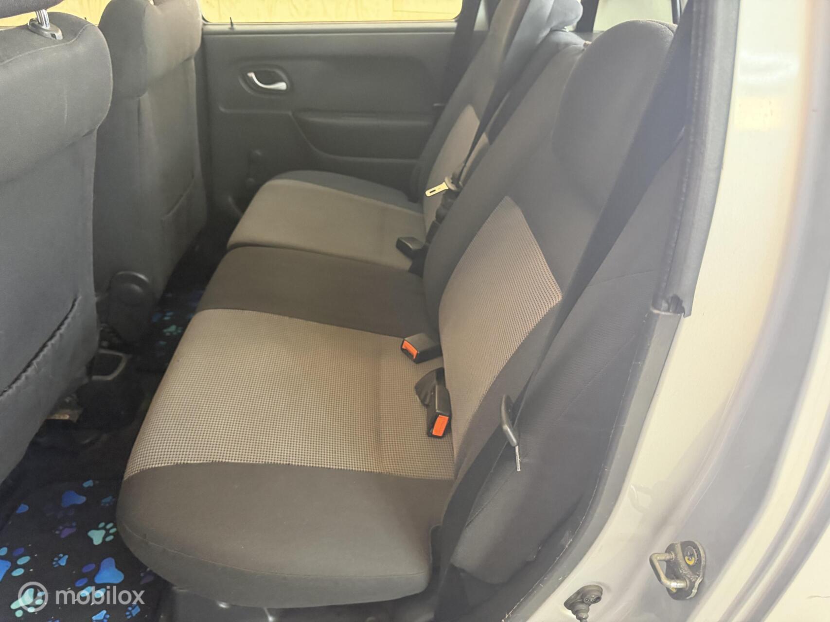 Foto van Opel Agila