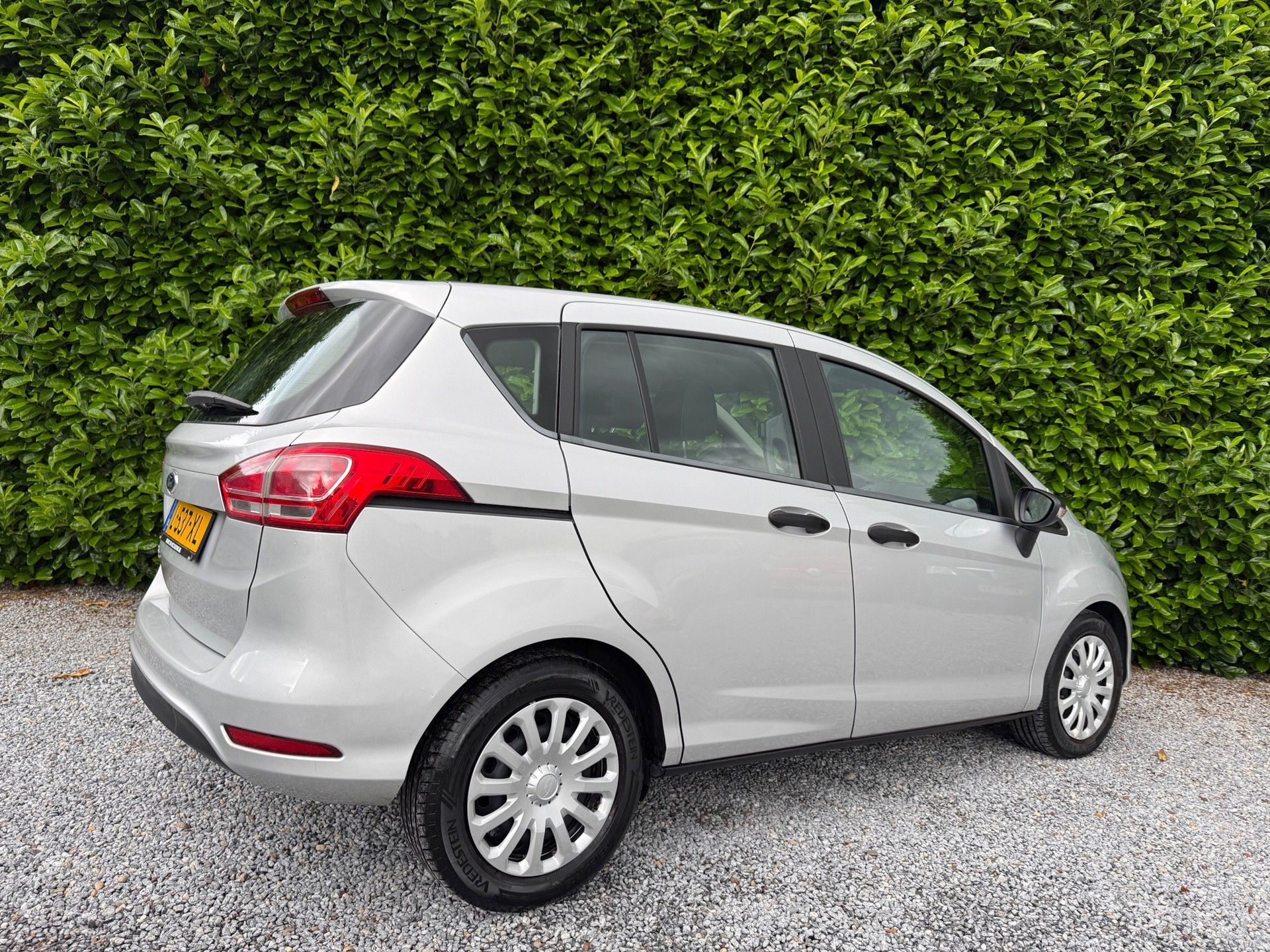 Foto van Ford B-max