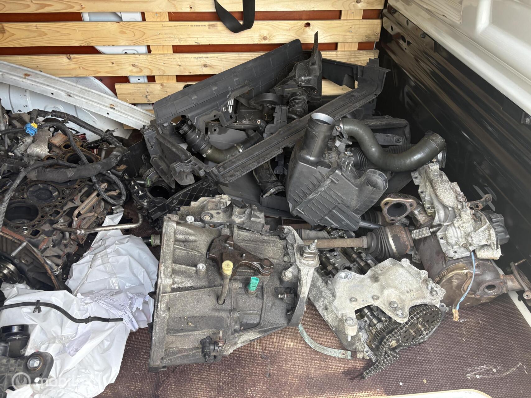 Foto van Opel Vivaro-b