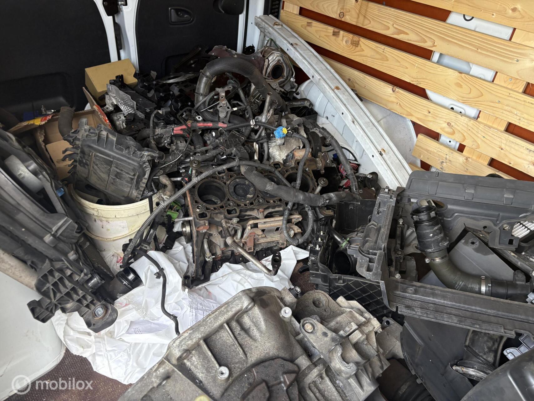 Foto van Opel Vivaro-b