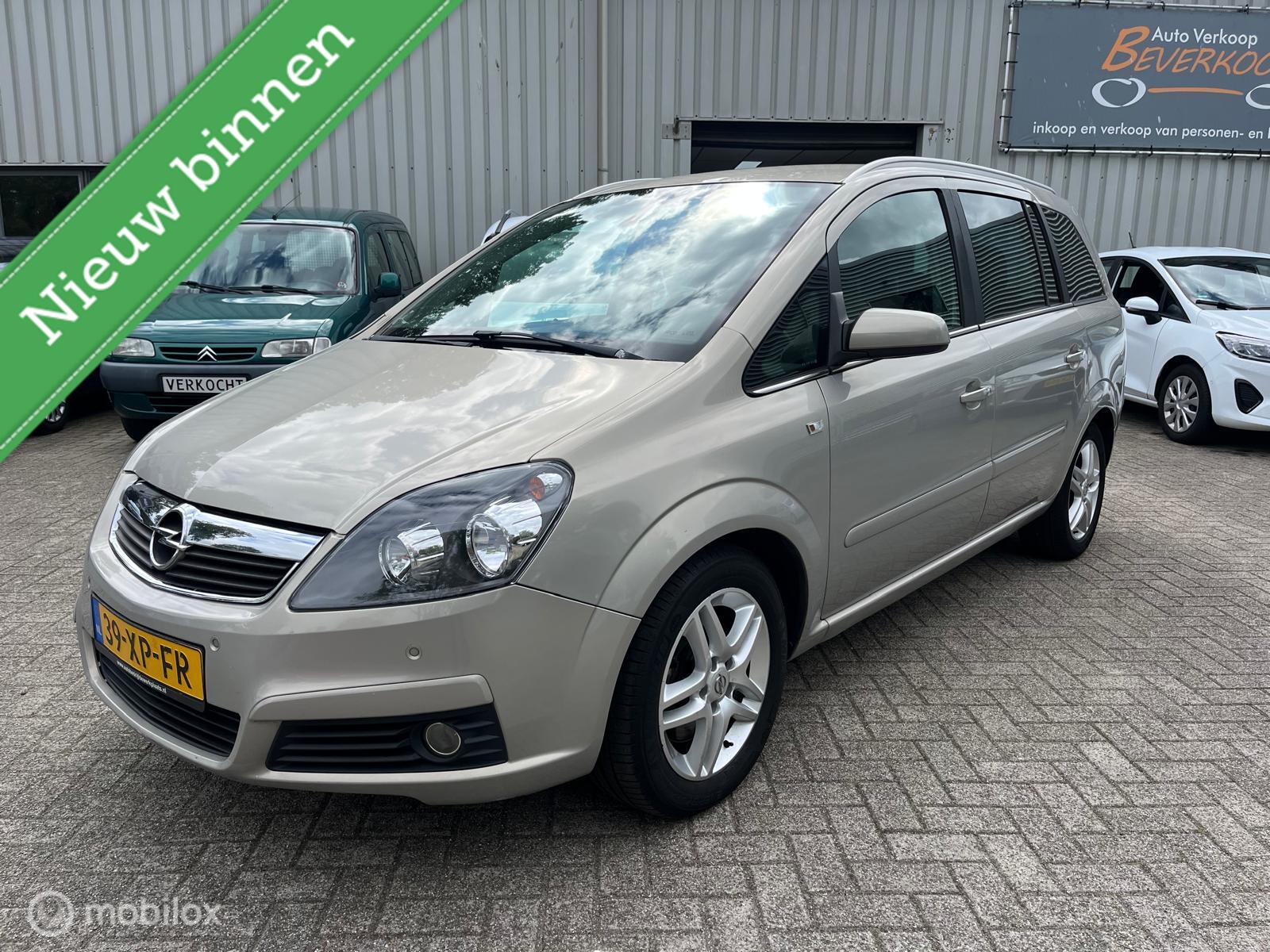 Opel Zafira 2.2 Cosmo 7 persoons incl nieuwe apk 2007 - voorkant