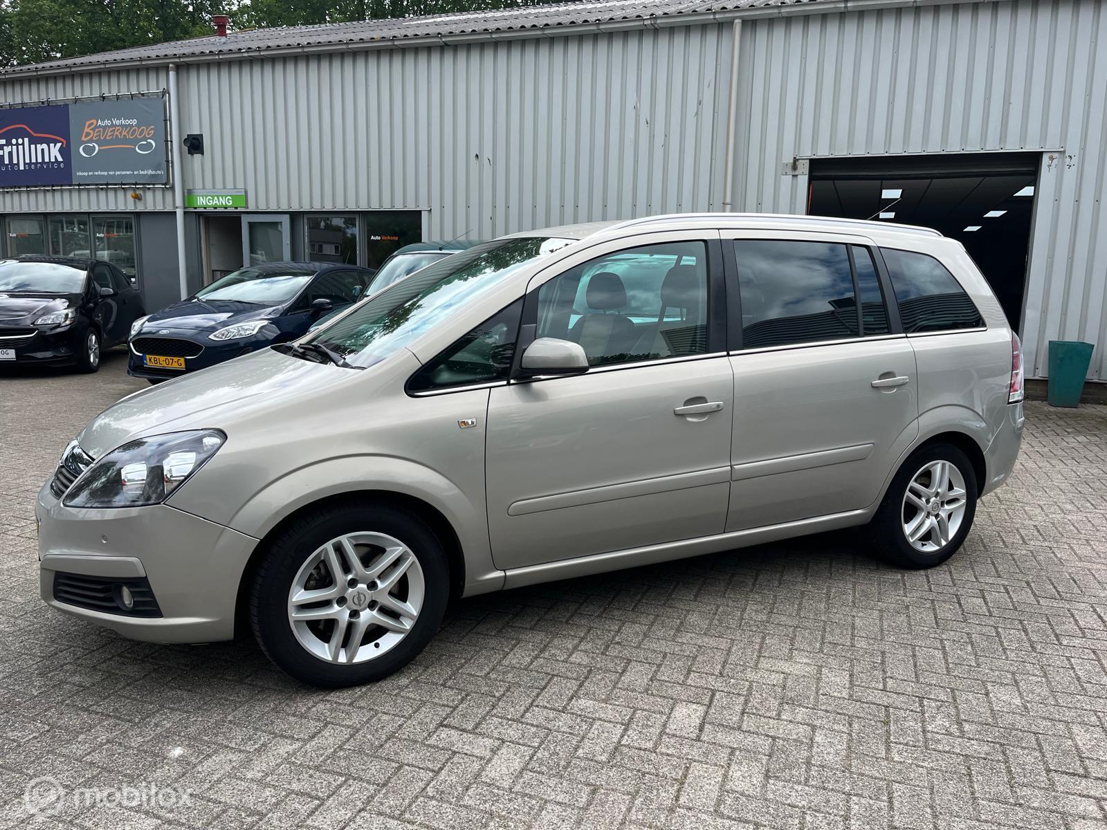 Foto van Opel Zafira