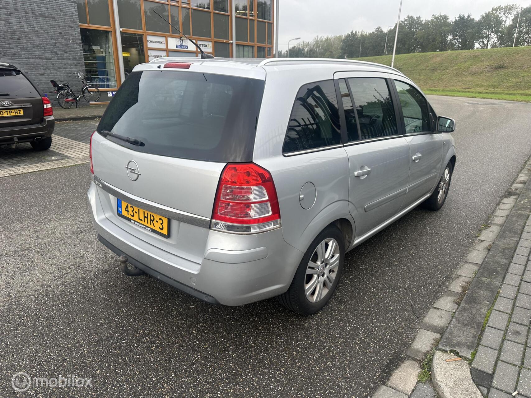Foto van Opel Zafira