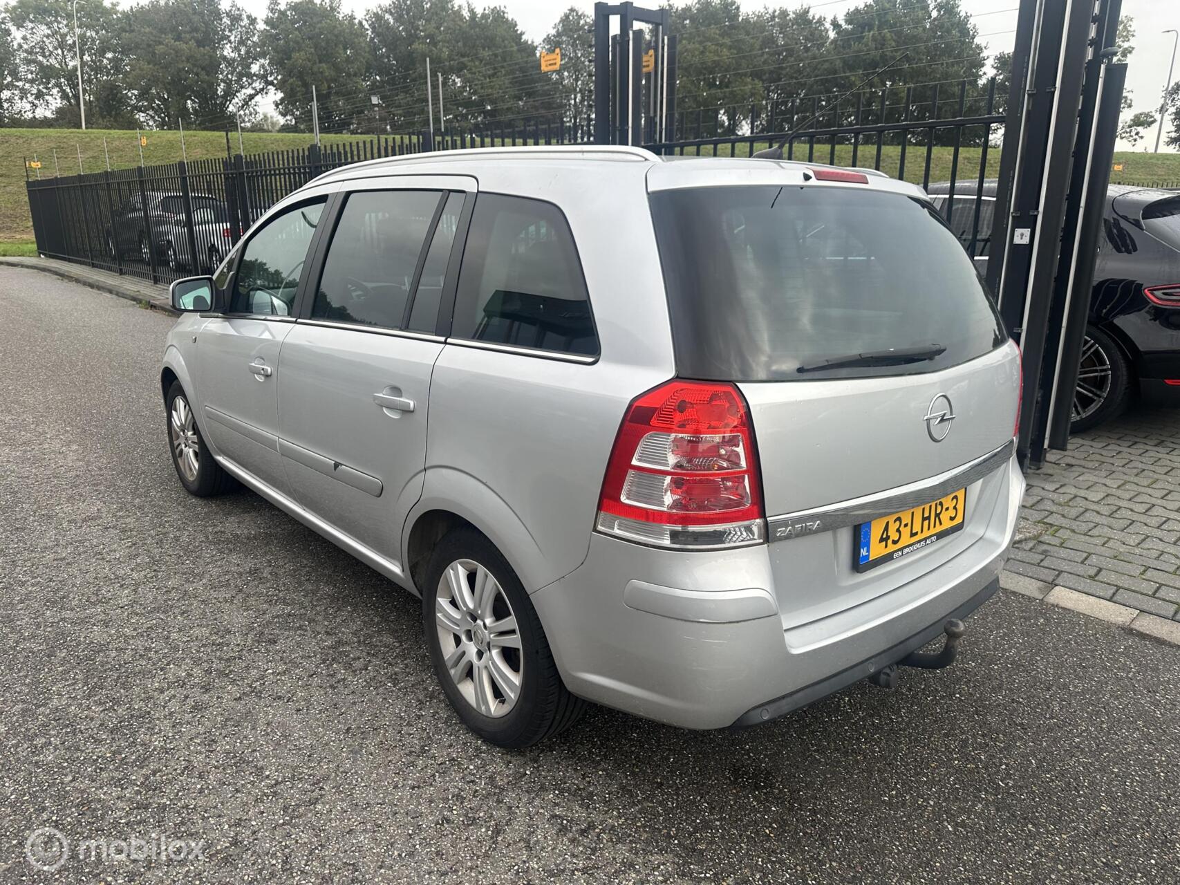 Foto van Opel Zafira