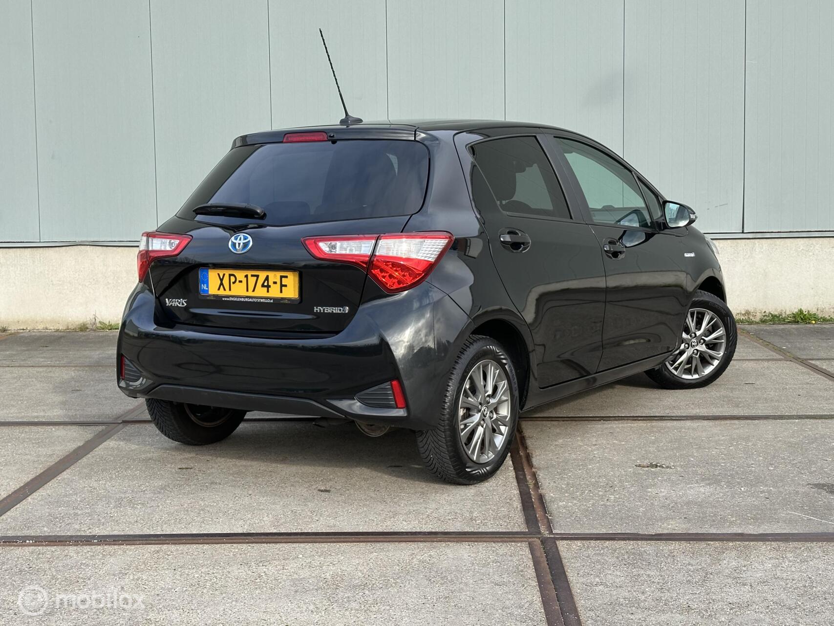 Foto van Toyota Toyota Yaris Hybrid