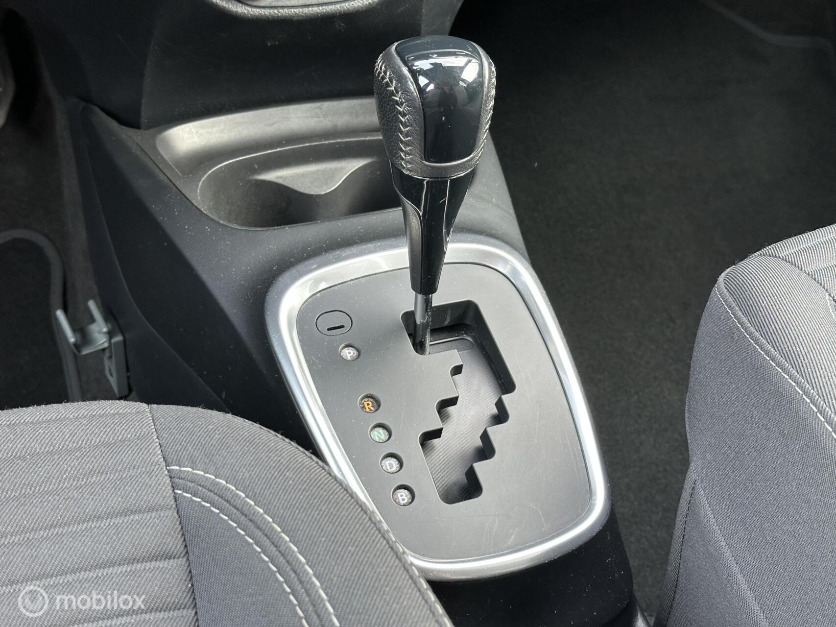 Foto van Toyota Toyota Yaris Hybrid