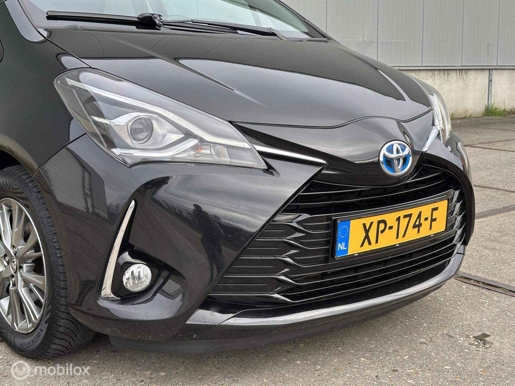 Foto van Toyota Toyota Yaris Hybrid