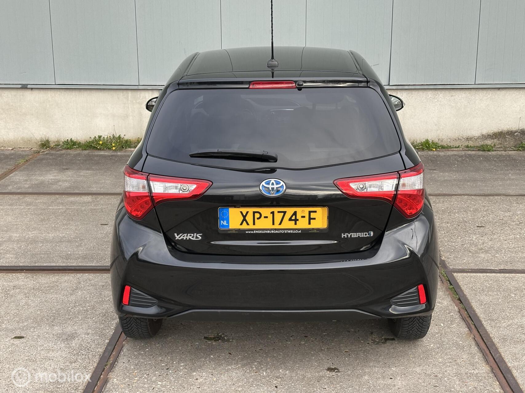 Foto van Toyota Toyota Yaris Hybrid