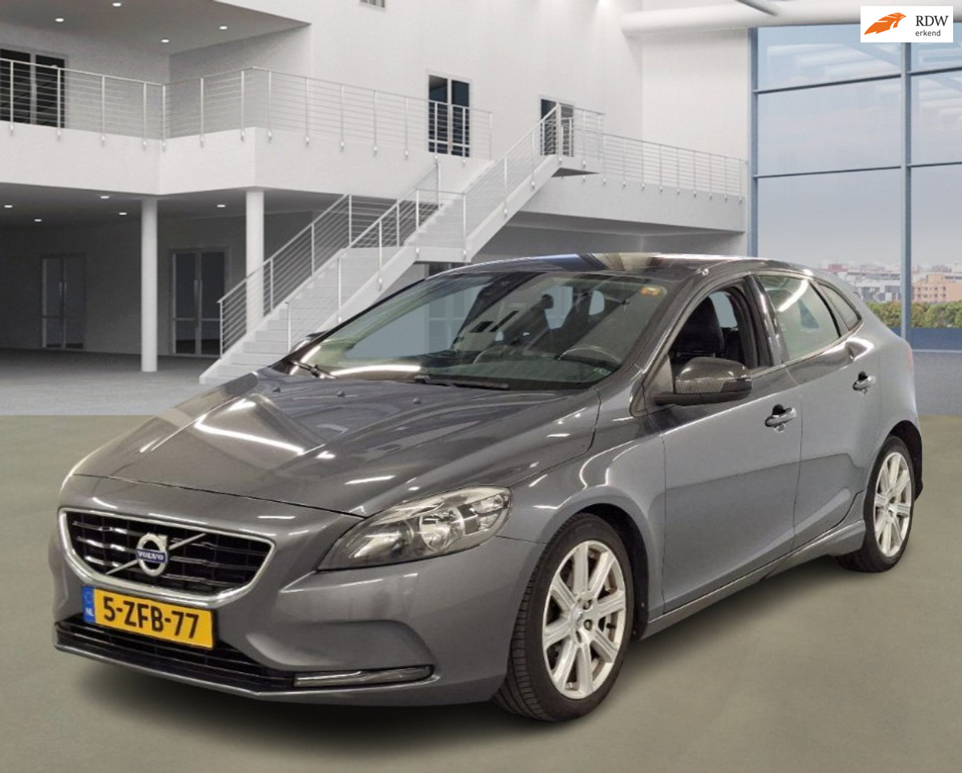 Foto van VOLVO V40