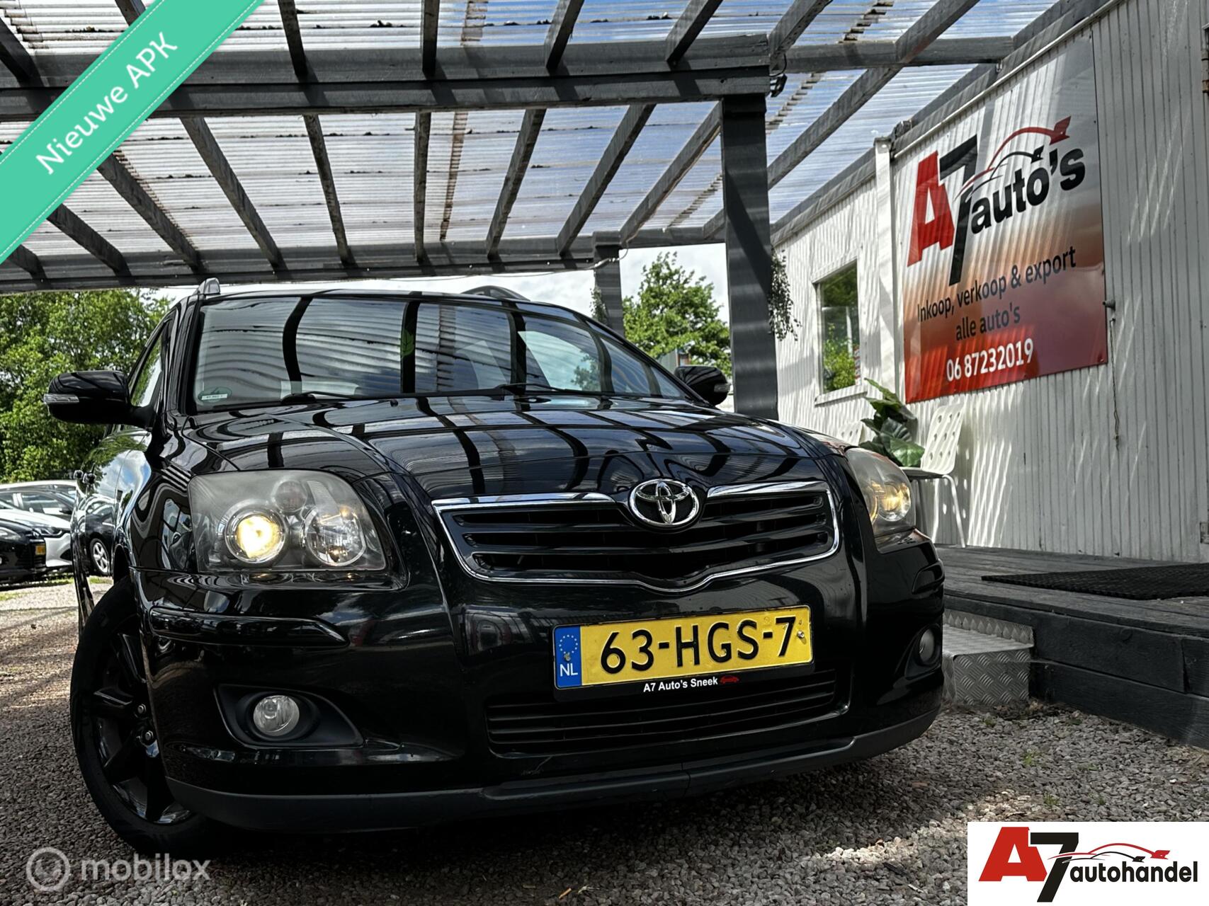 Foto van TOYOTA TOYOTA AVENSIS