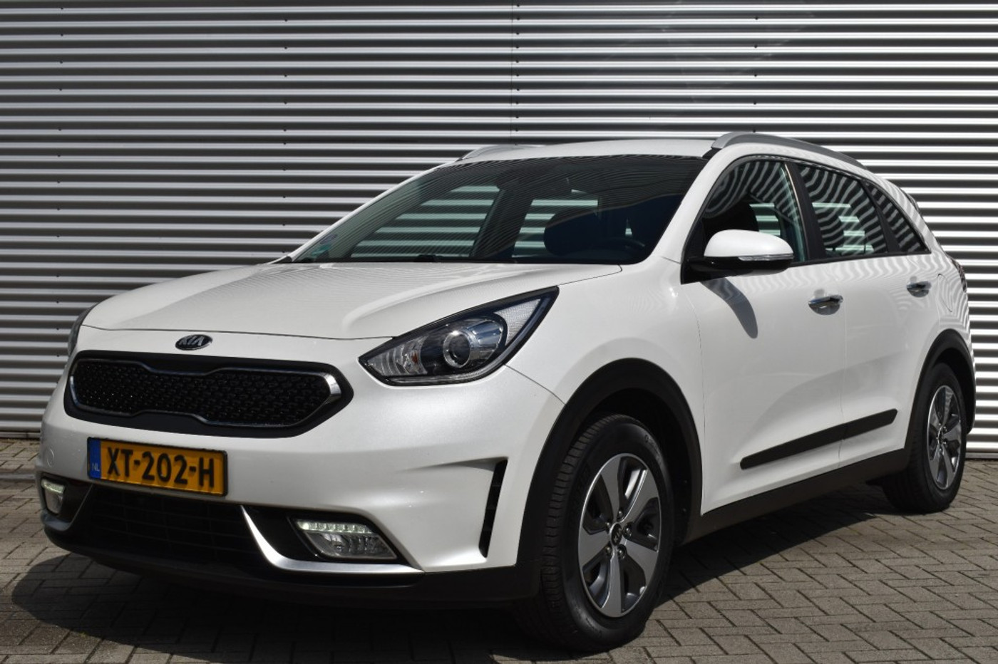 Kia Niro 1.6 GDI HYBRID DYNAMICLINE / APPLE/ANDROID / TREKHAAK / P.CAM. 2019 - voorkant