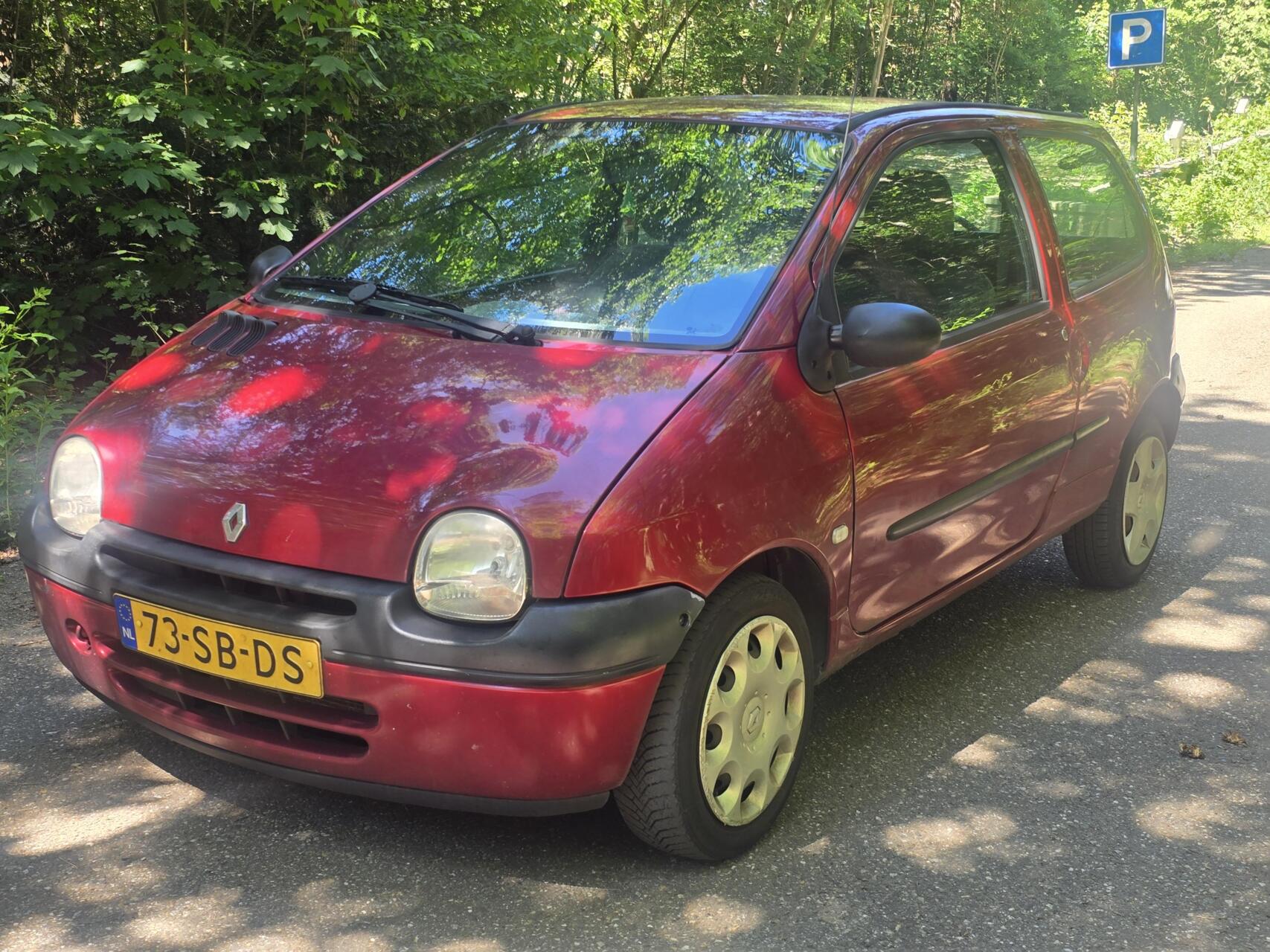 Renault Twingo 1.2 Kenzo Airco APK 02-27 2005 - voorkant