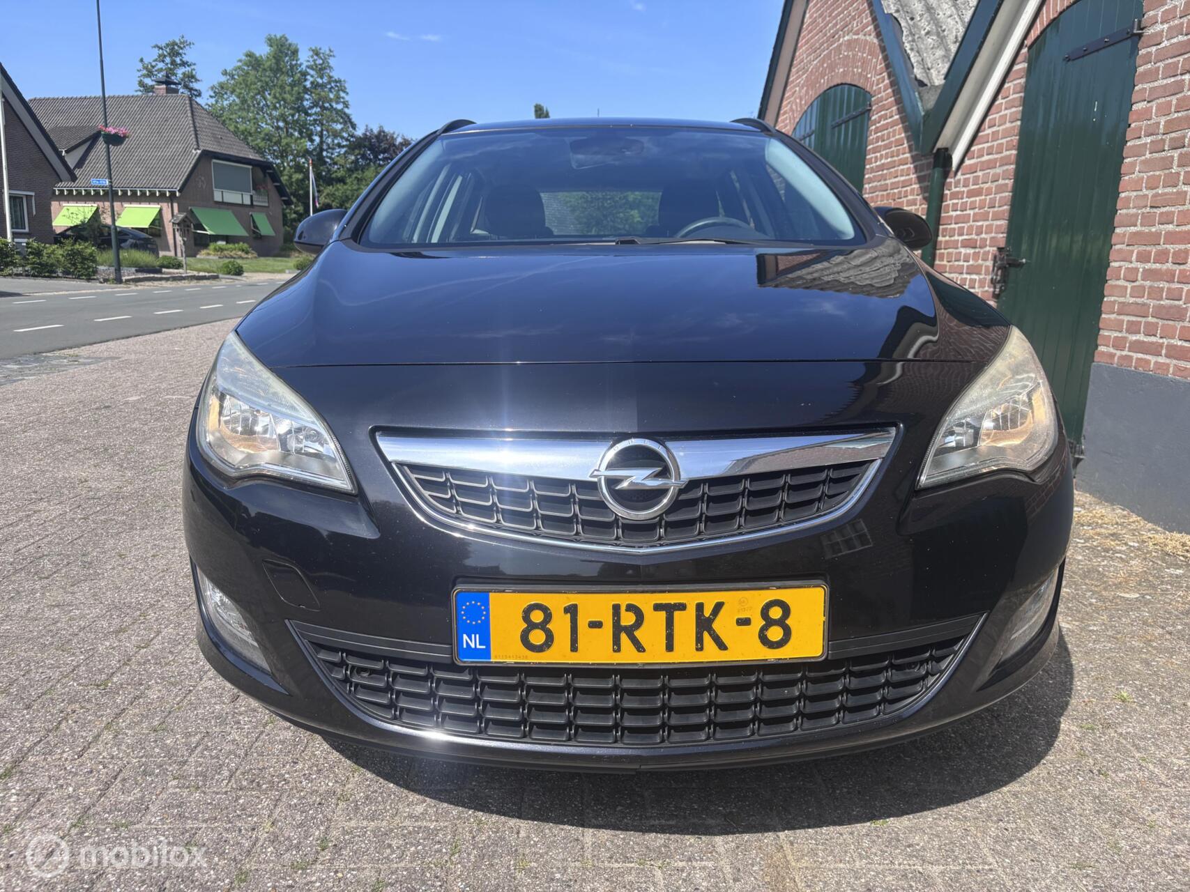 Foto van Opel Astra Sports Tourer