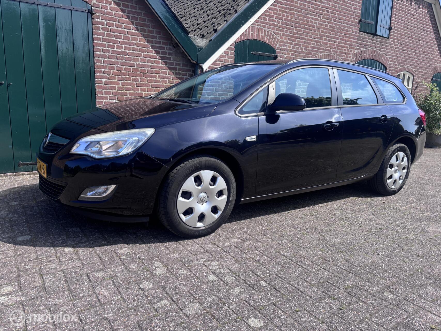 Foto van Opel Astra Sports Tourer