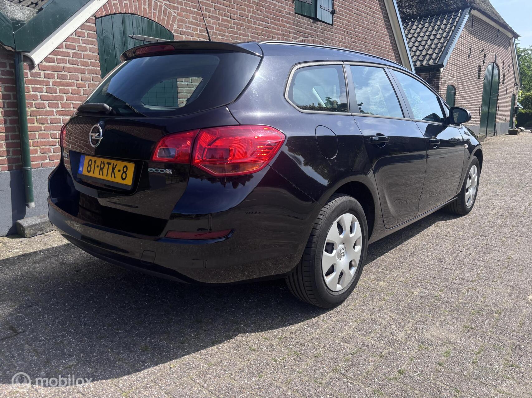 Foto van Opel Astra Sports Tourer