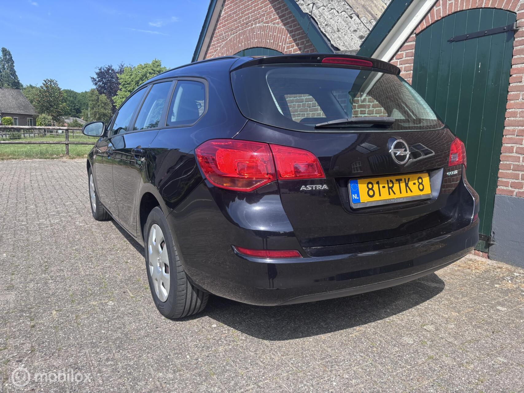 Foto van Opel Astra Sports Tourer