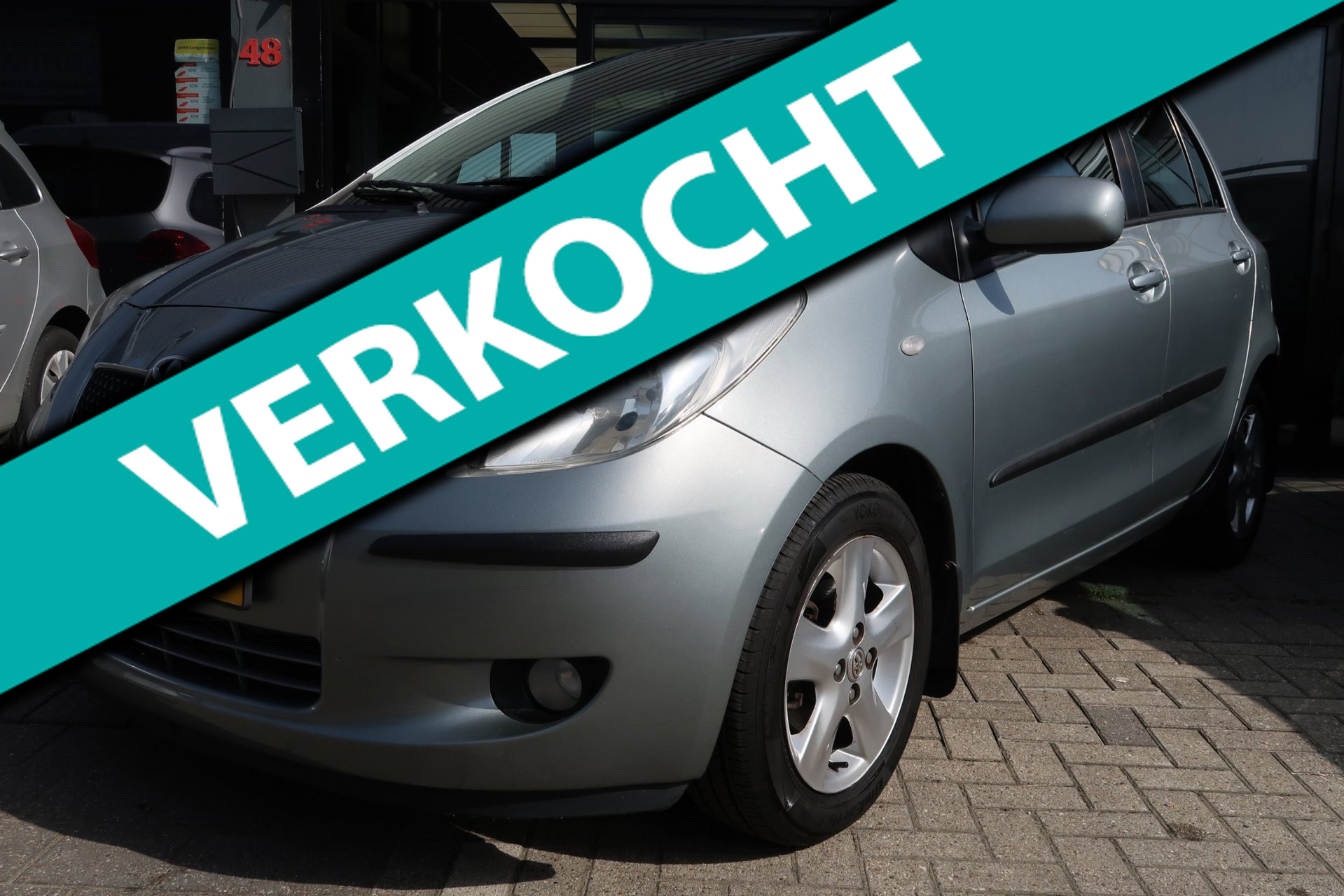 Toyota Toyota Yaris 1.3 VVTi Luna 2008 - voorkant