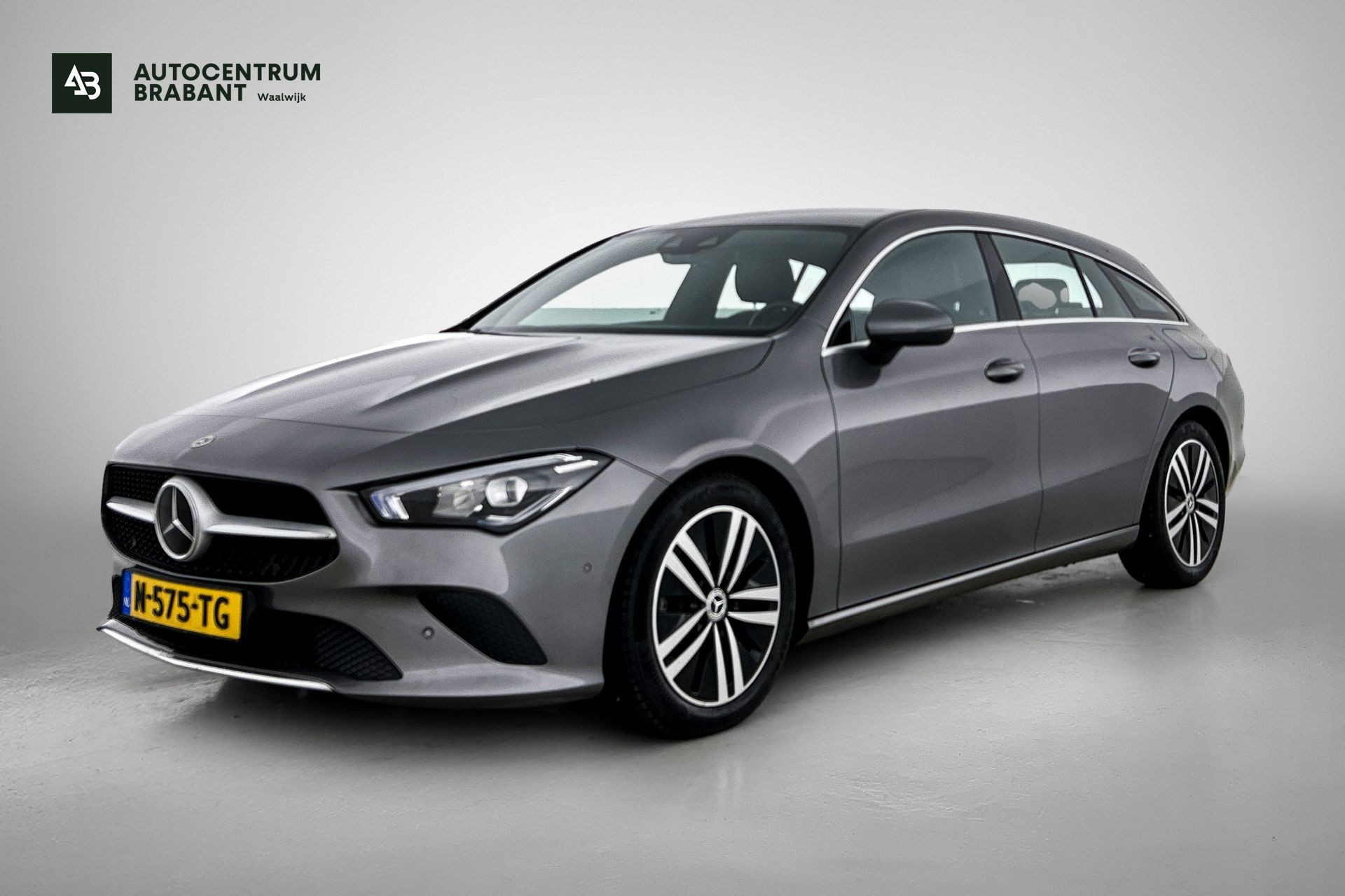 Foto van MERCEDES-BENZ CLA 180